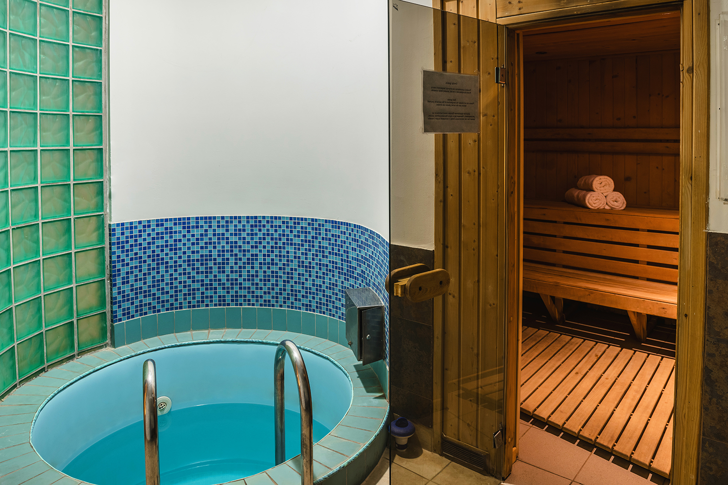 هتل Hotel Sympozjum کراکو