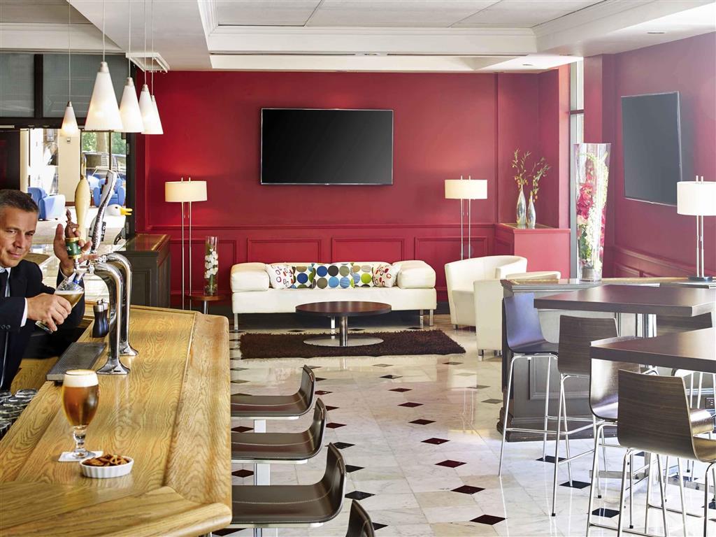 هتل Delta Hotels Toronto Mississauga Mississauga