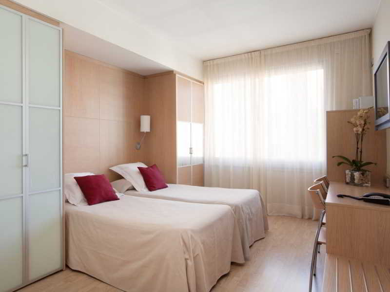 هتل Silver Aparthotel بارسلونا