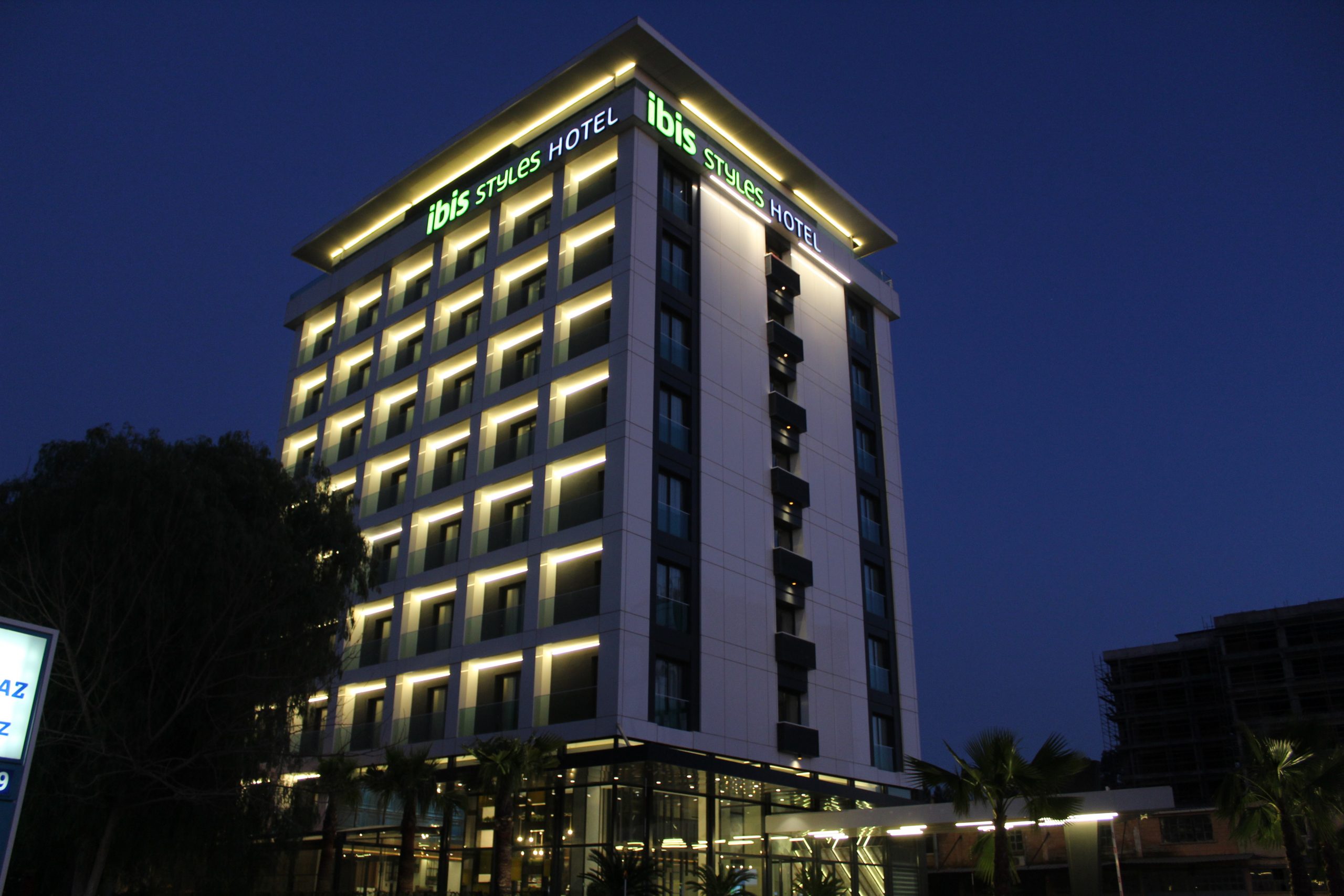 Alibaba https://cdn.alibaba.ir/ostorage/hotel/images/93532F9C/27D7FF0F2081C7757C65755509517A5C.jpg