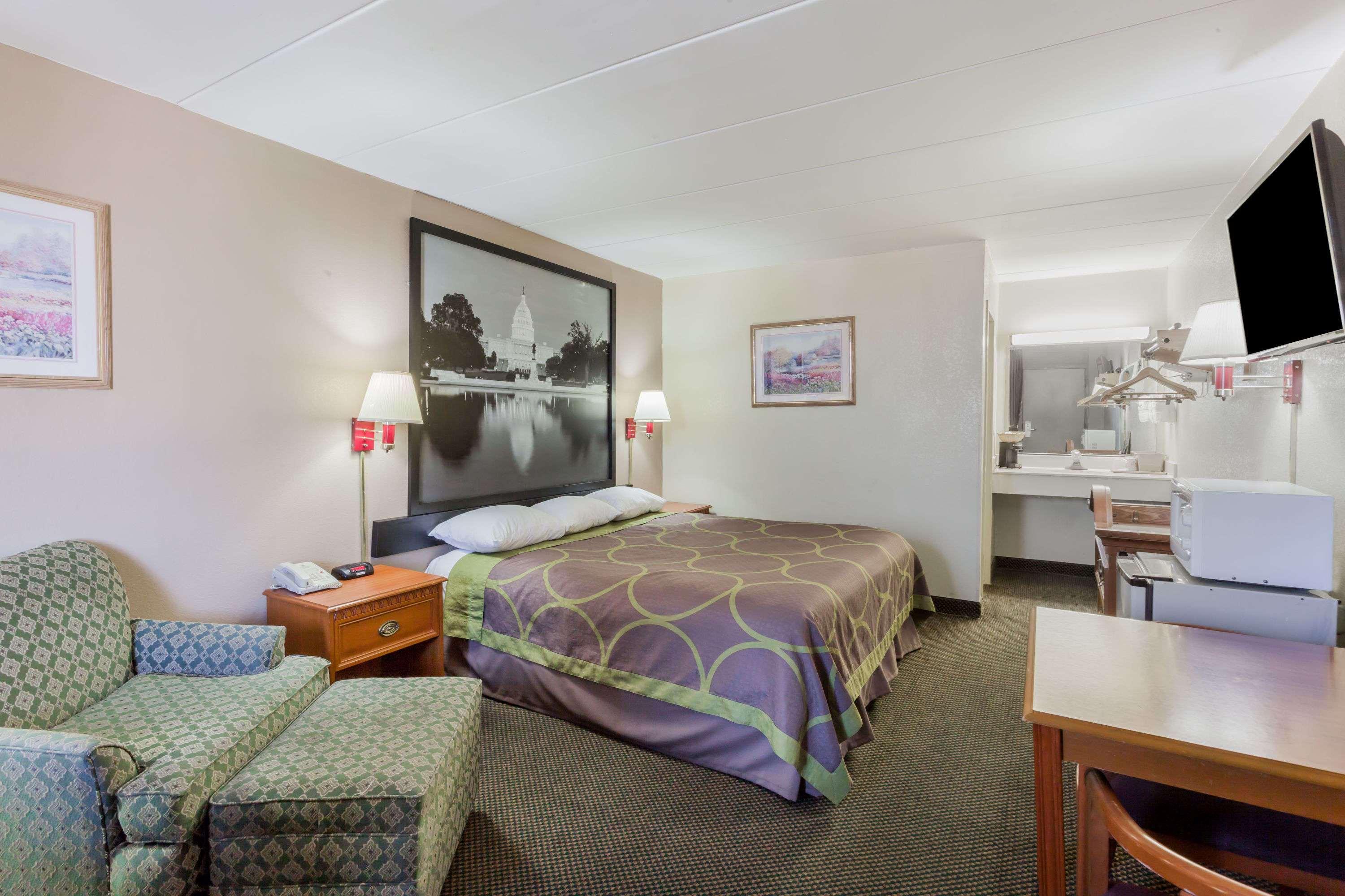 عکس های Hotel Super 8 Motel - Manasses/Rt 28/Wash D.C.