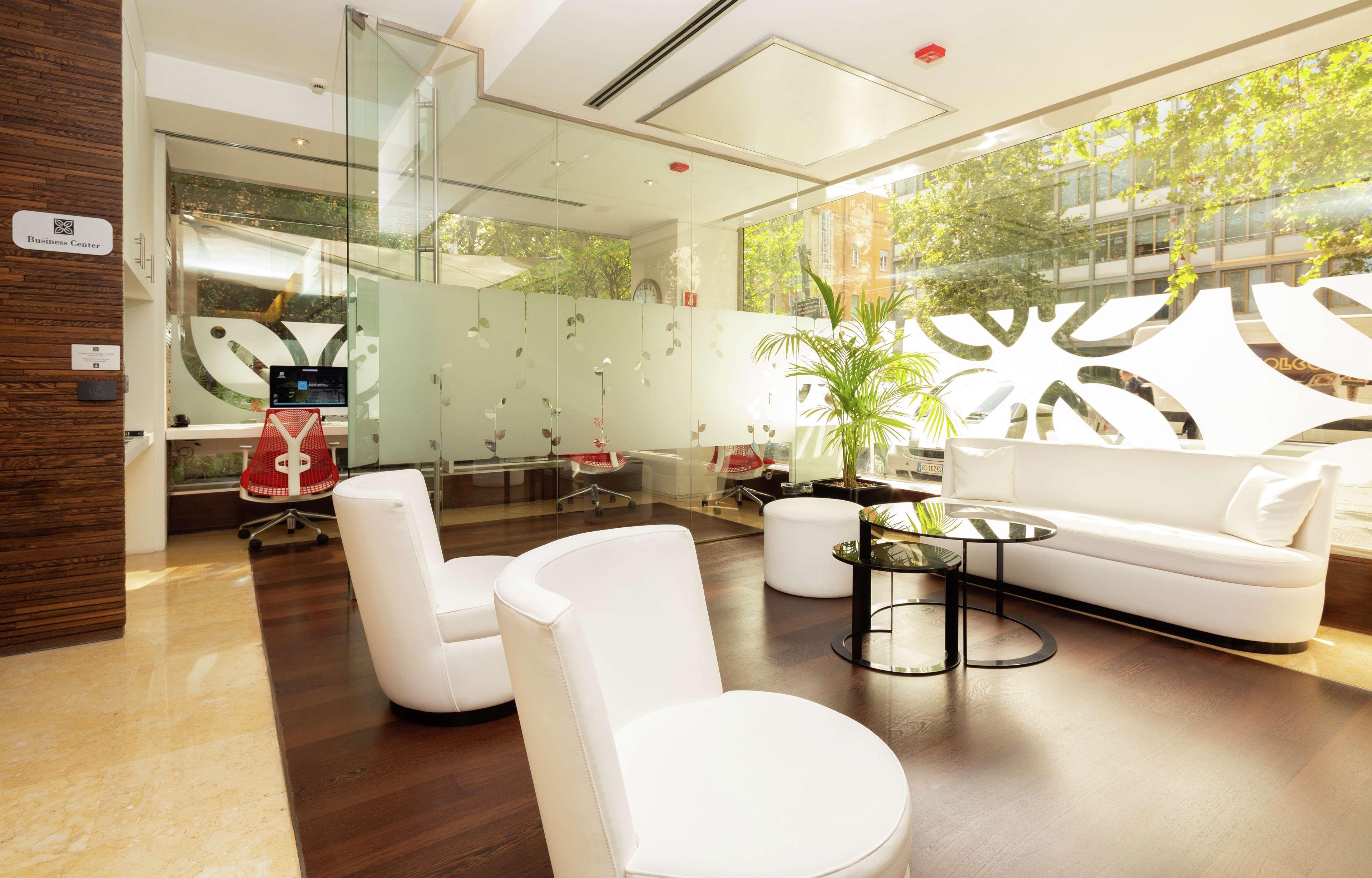 هتل Hilton Garden Inn Rome Claridge رم