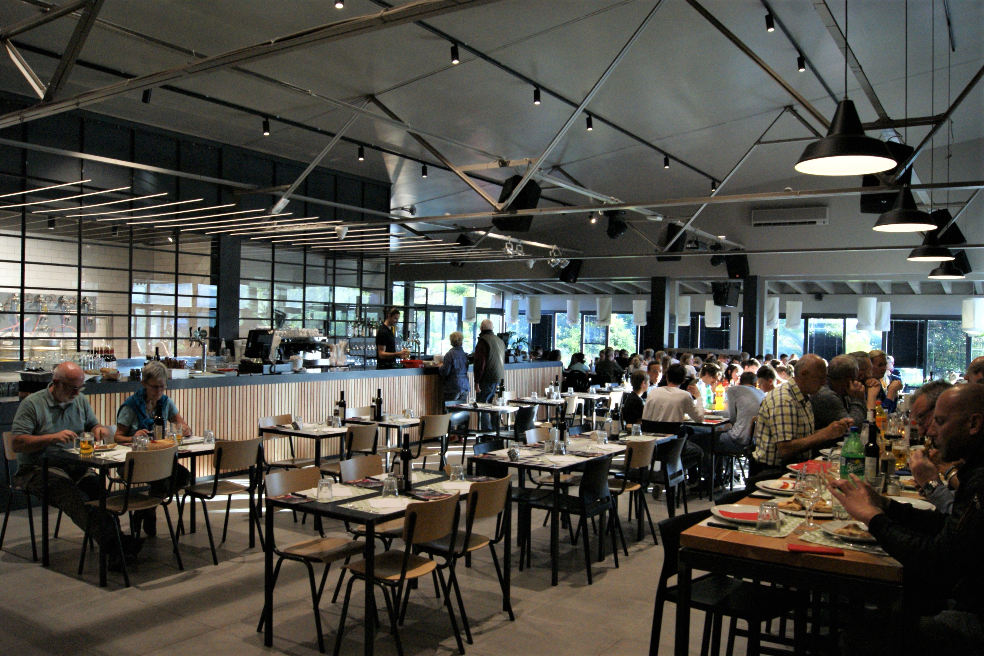 هتل چالت کمپینگ رما رم