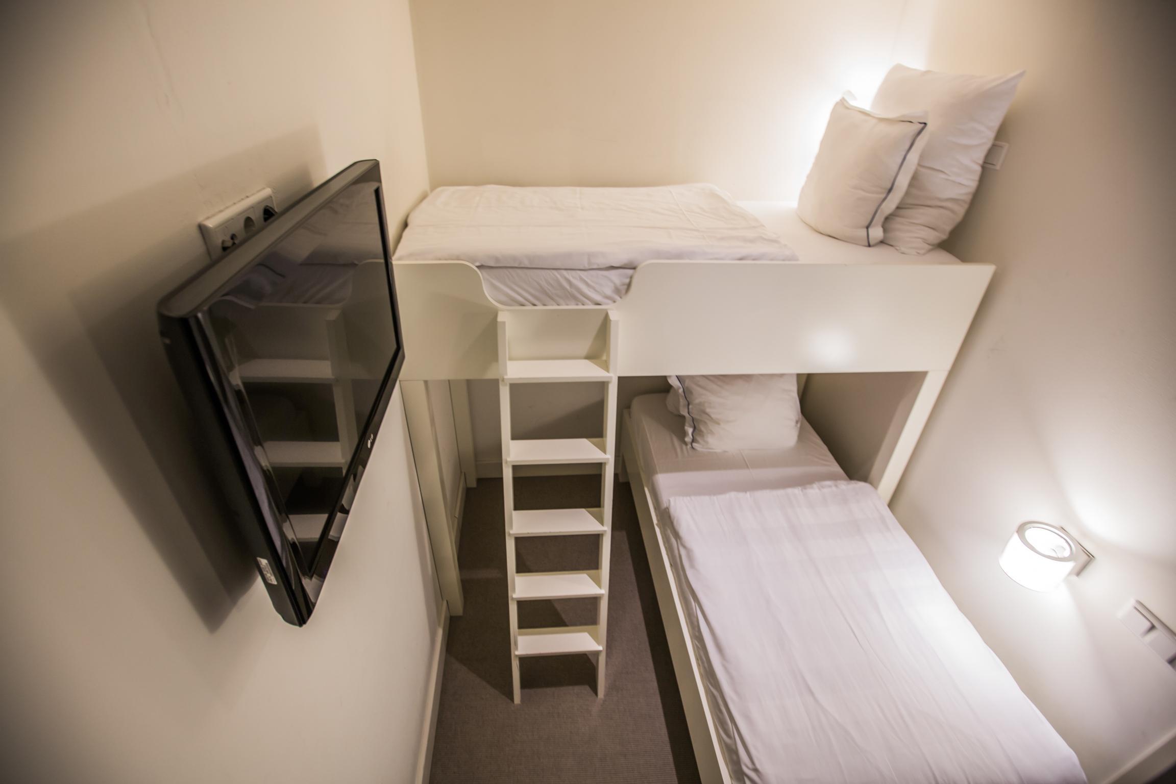 هتل Hotel JL No76 آمستردام