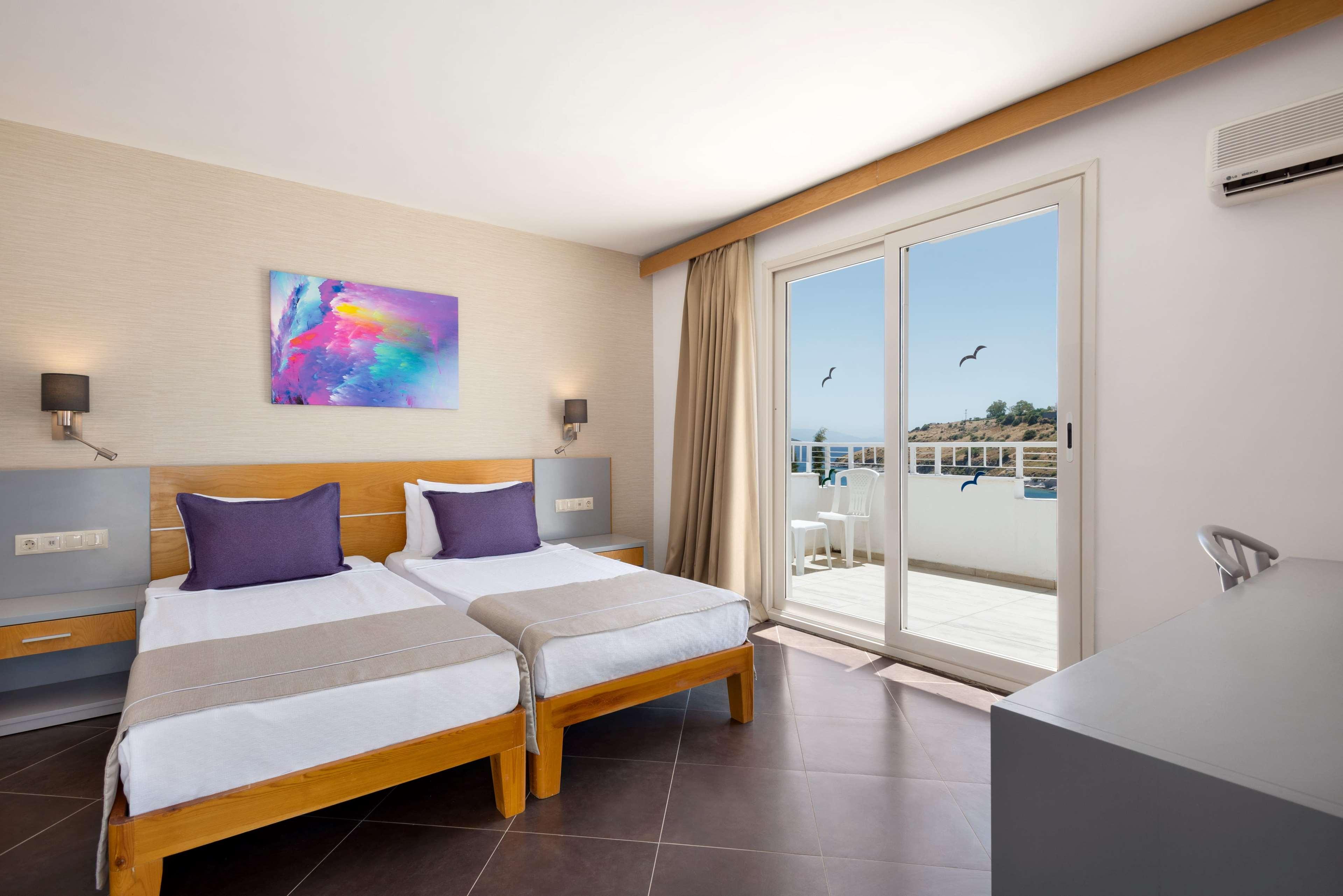 هتل La Quinta by Wyndham Bodrum بدروم