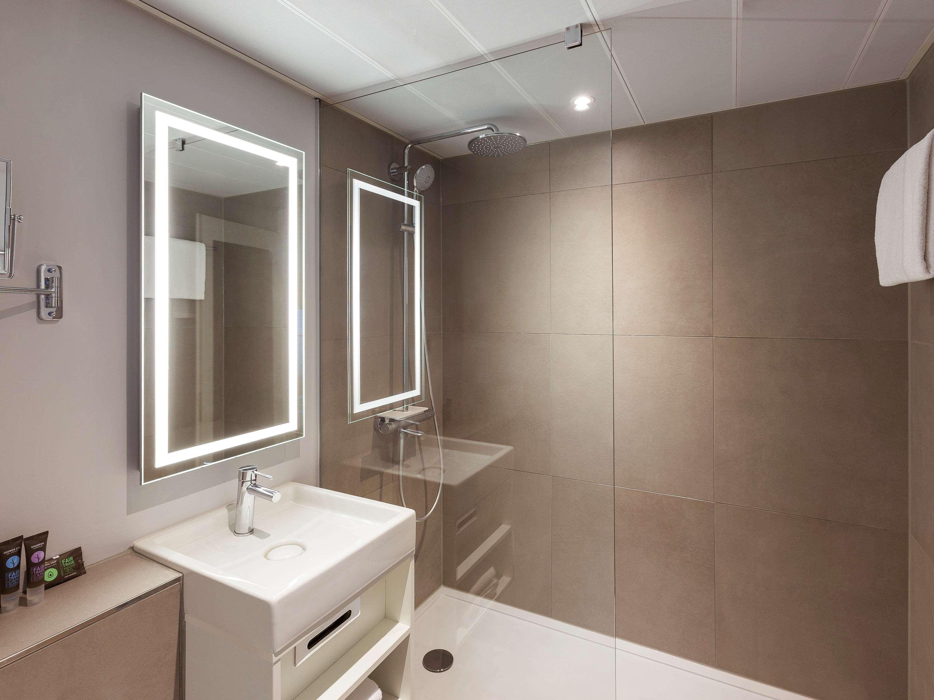 هتل نووتل آمستردام سیتی آمستردام