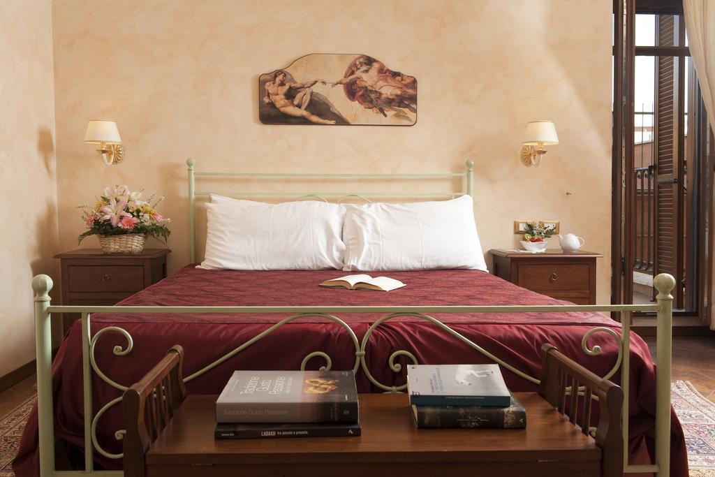 هتل OC Hotel رم