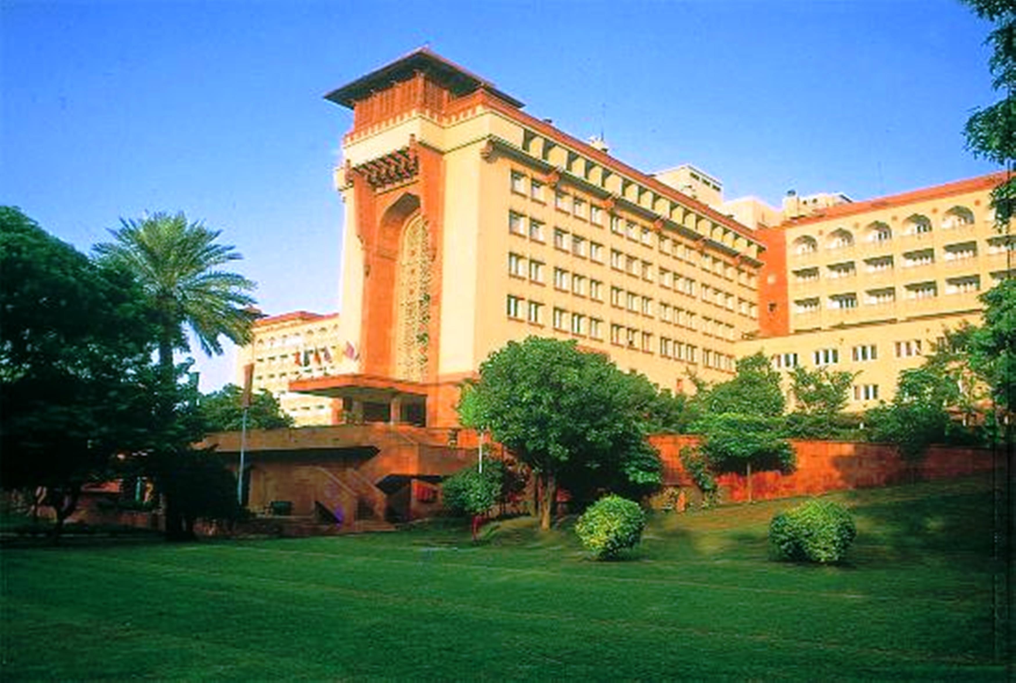 Alibaba https://cdn.alibaba.ir/ostorage/hotel/images/9701CB3E/460E63A898DD71D375BE4E8A3810B8D2.jpg