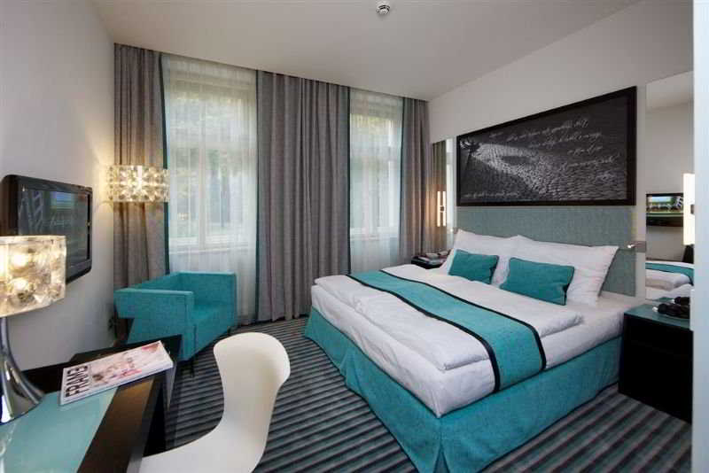 هتل Red & Blue Design Hotel Prague پراگ