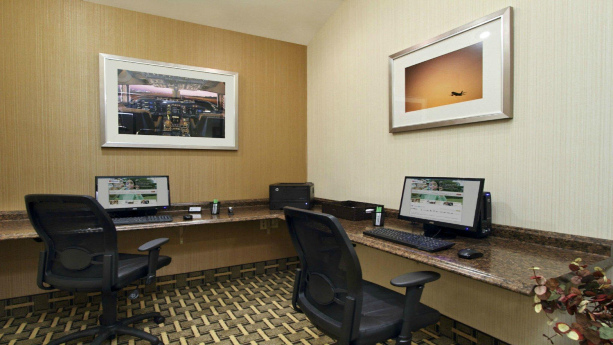 هتل Holiday Inn Santa Ana - Orange County Airport سانتا آنا