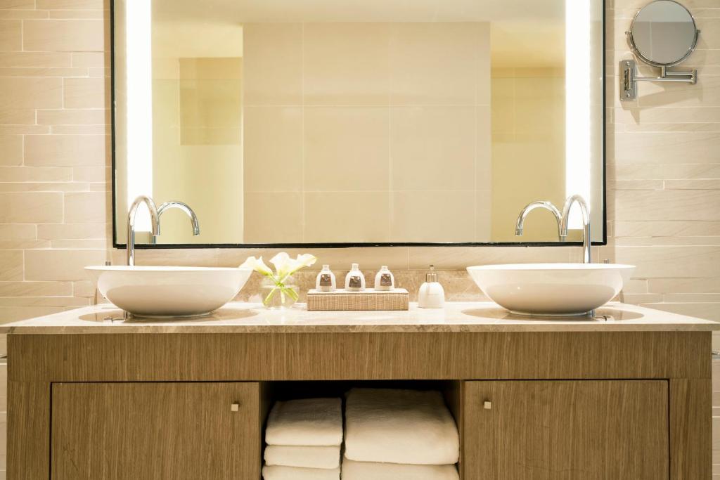 هتل Mövenpick Siam Hotel Na Jomtien Pattaya پاتایا