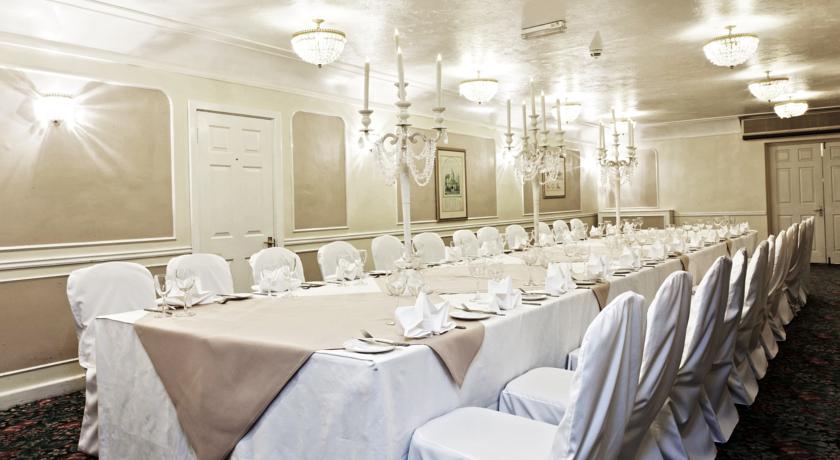 هتل Copthorne Hotel London Gatwick Gatwick