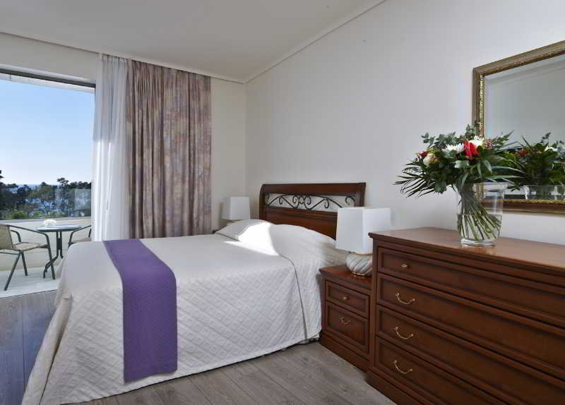 هتل Amarilia Vouliagmeni