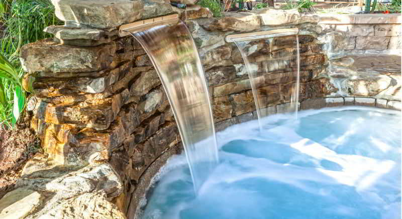 هتل Universel Quebec City