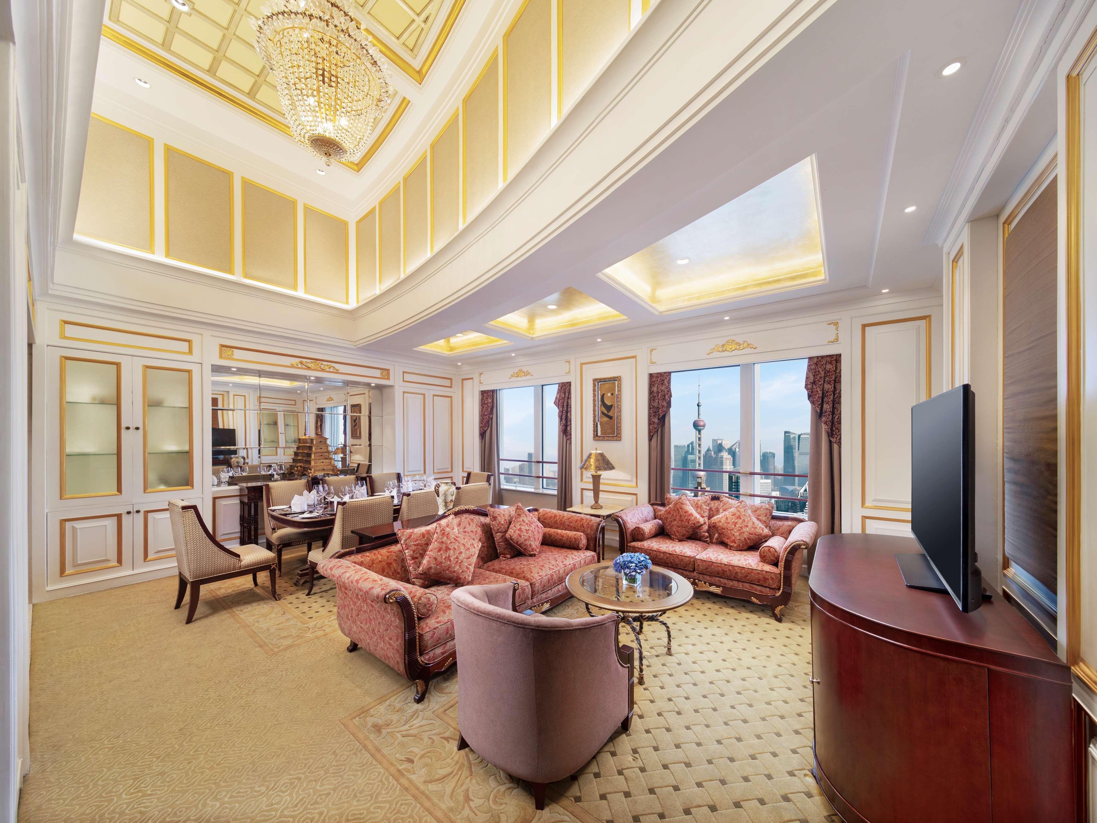 هتل Radisson Blu Shanghai New World Shanghai