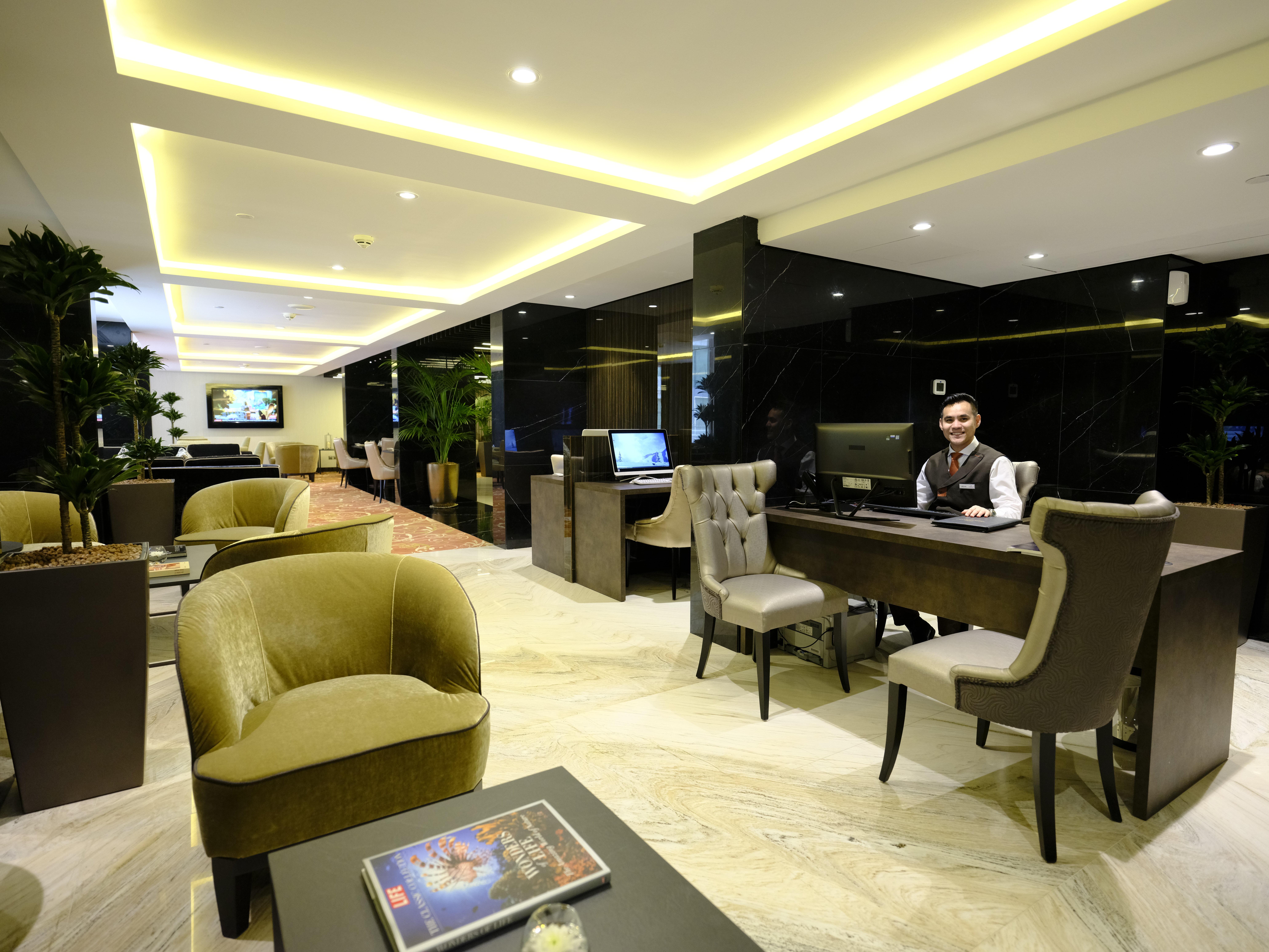 هتل Crowne Plaza Kuwait Al Thuraya City Kuwait City