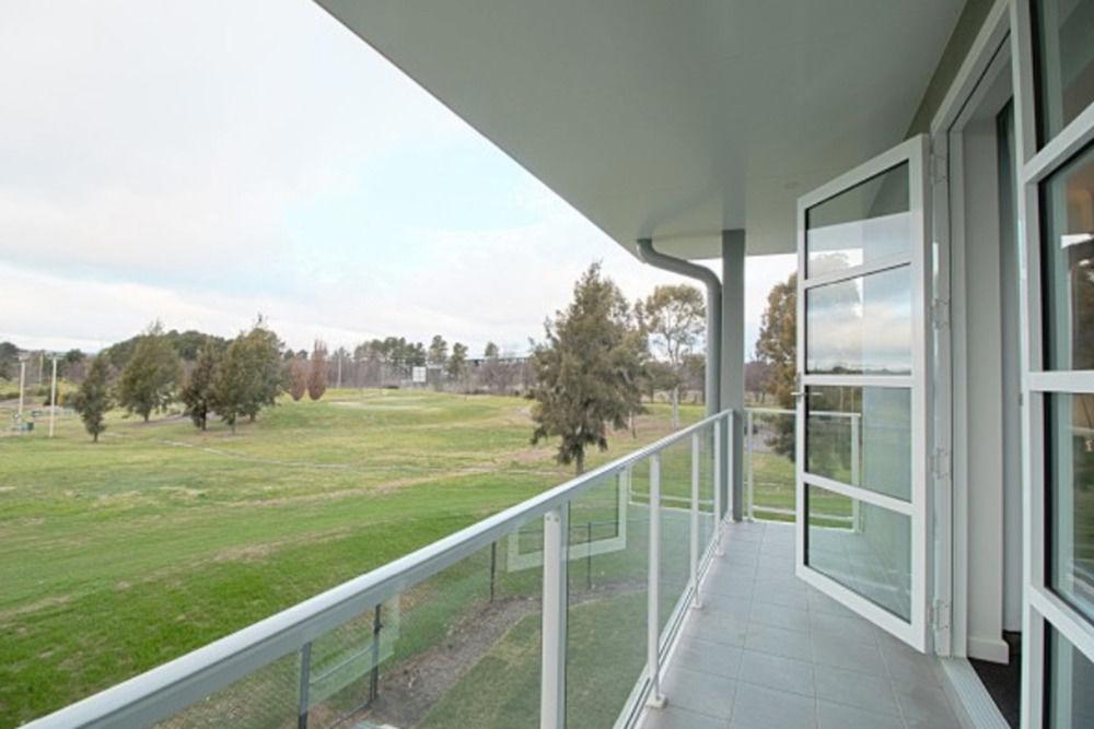 هتل Abode Narrabundah Canberra