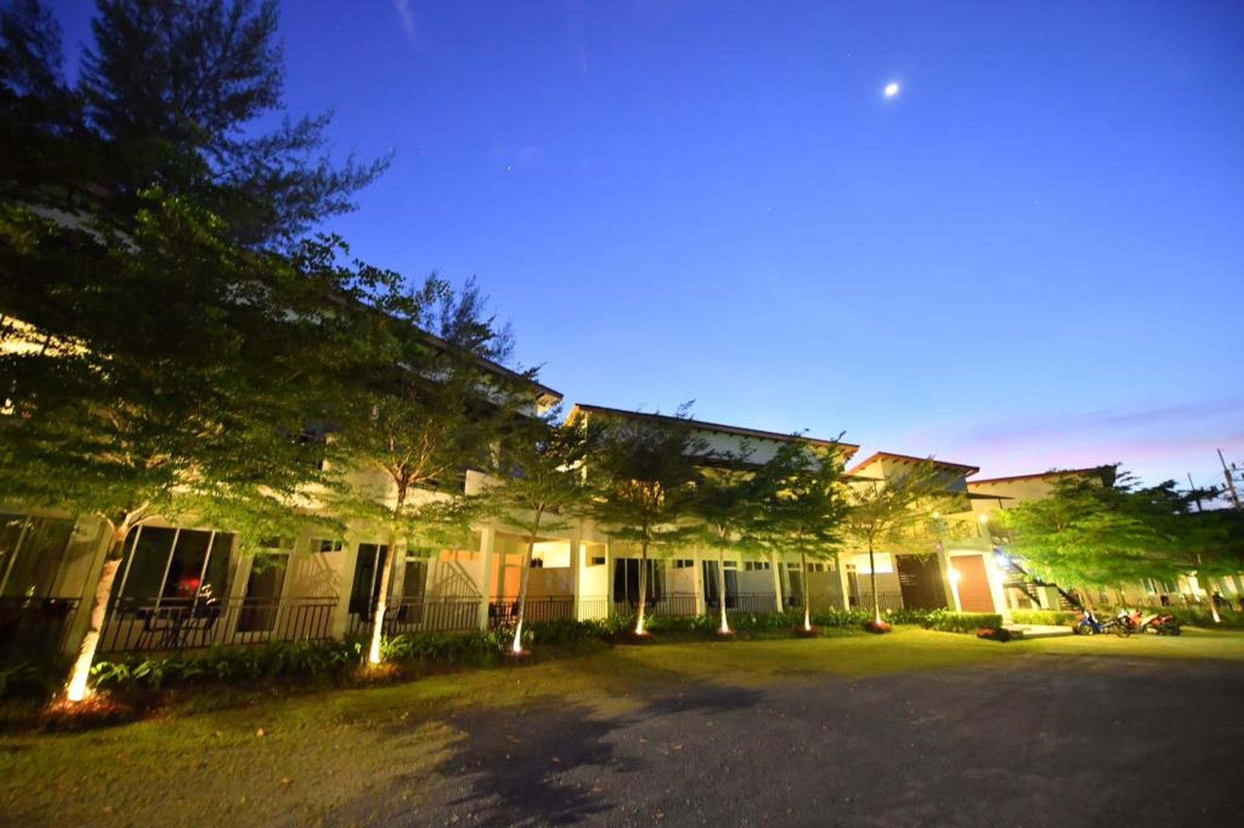 هتل The Touch Green, Naiyang Thalang