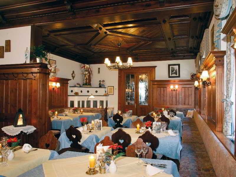 هتل Lebzelter Zell am See