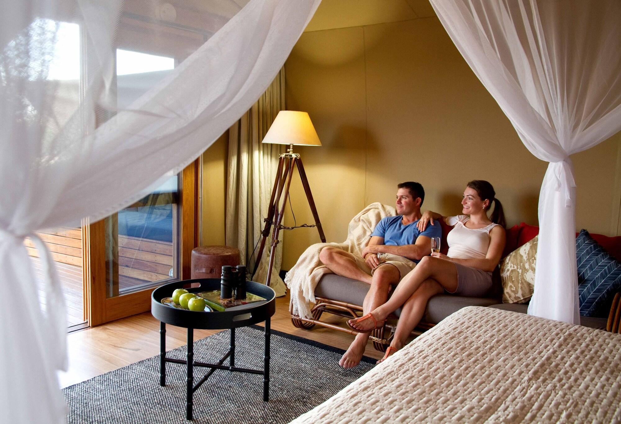 هتل Zoofari Lodge, Taronga Western Plains Zoo Dubbo