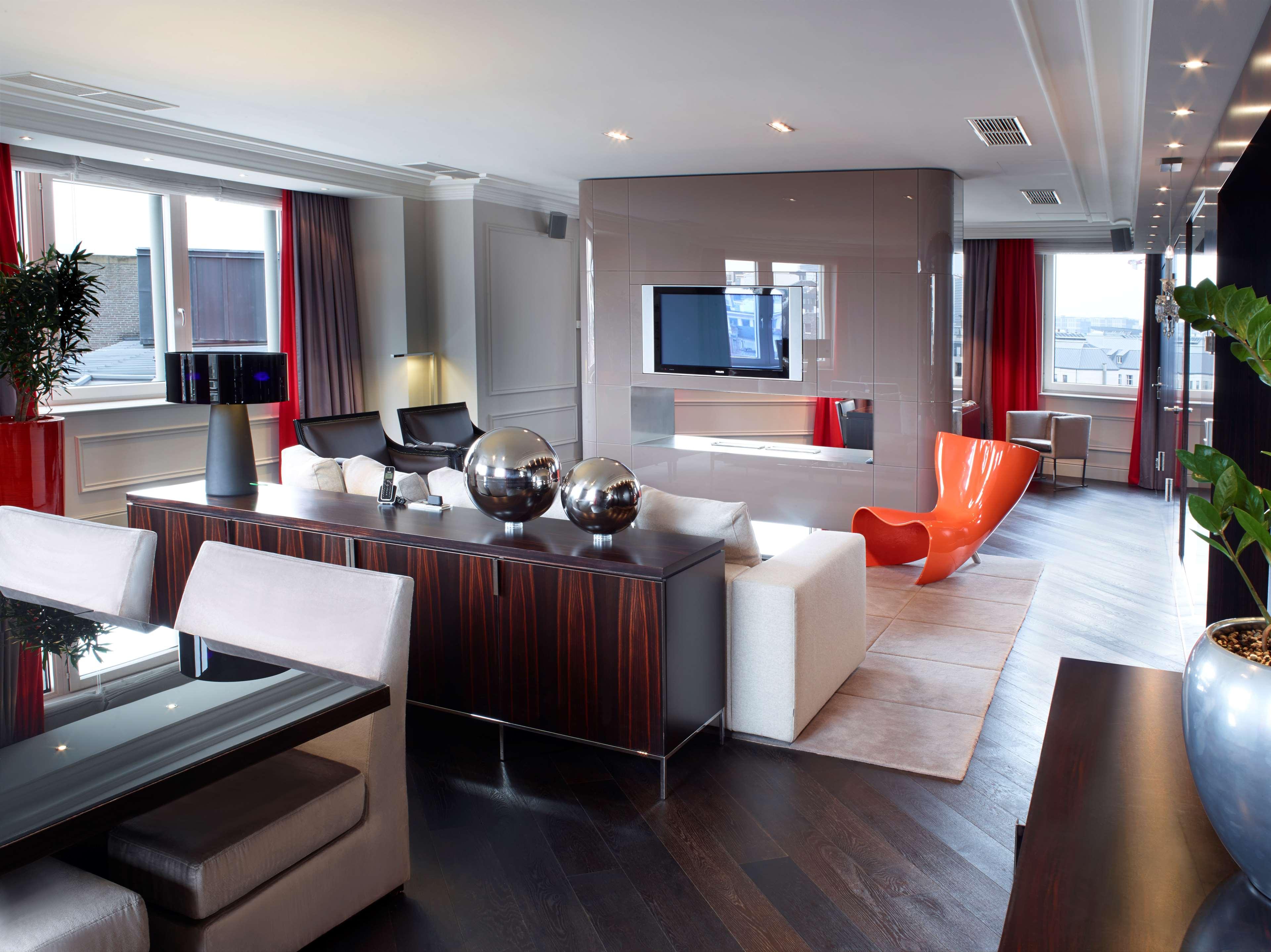 هتل Hilton Brussels Grand Place بروکسل