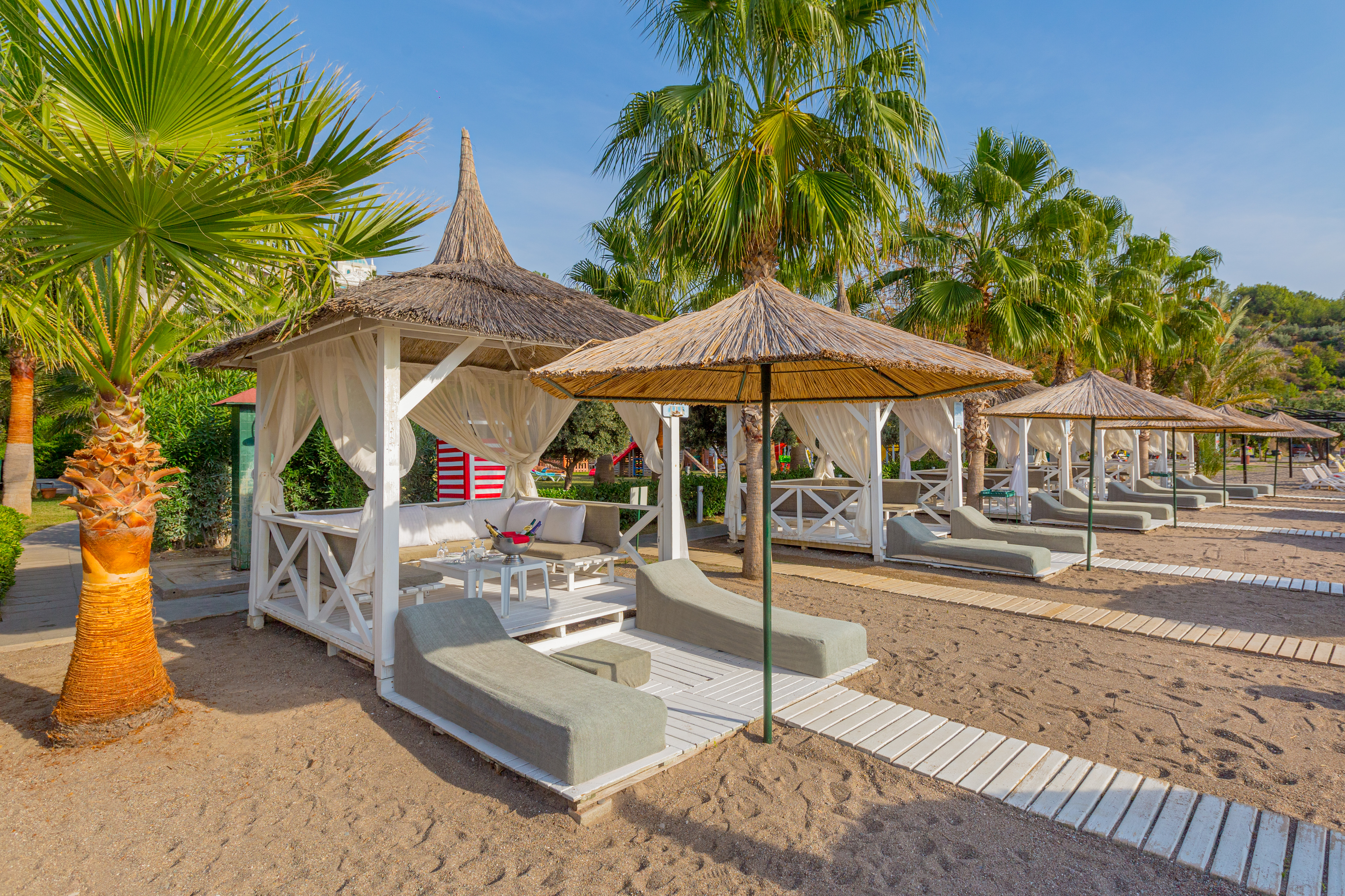 Alibaba https://cdn.alibaba.ir/ostorage/hotel/images/9D777963/D2750D5EB3CF3706052A30191765DB08.jpg