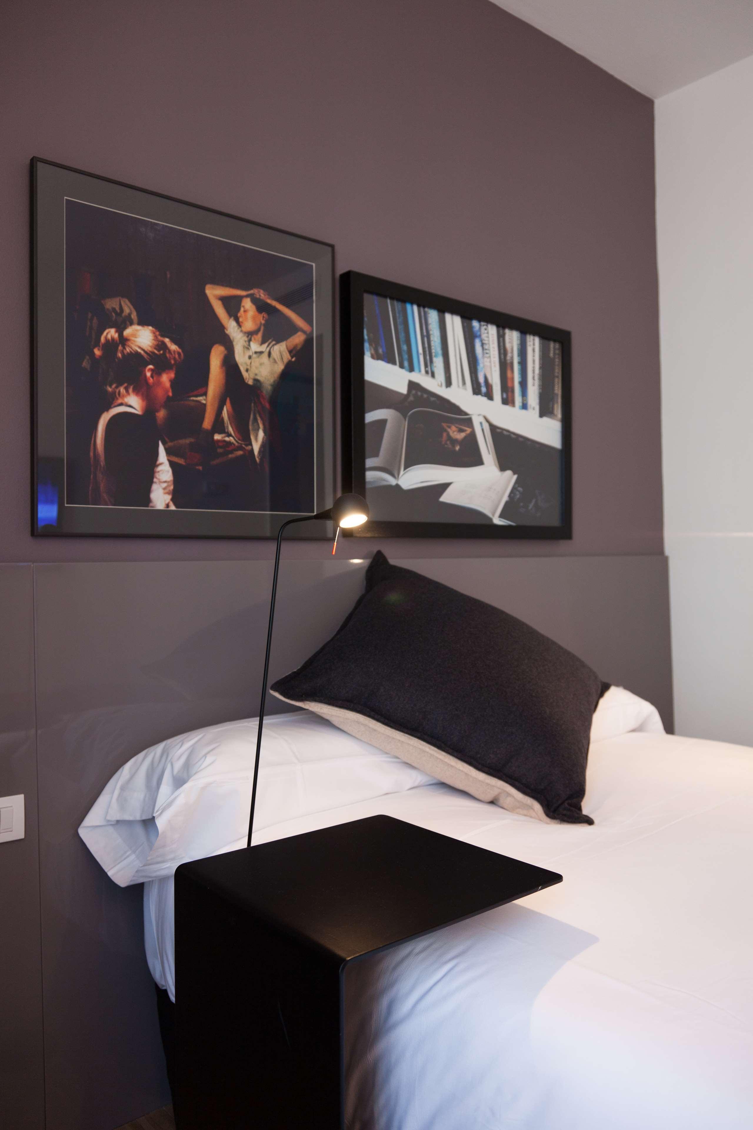 هتل Alexandra Barcelona Hotel, Curio Collection by Hilton بارسلونا