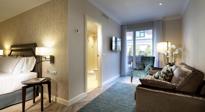 هتل Eurostars Casa de la Lírica مادرید