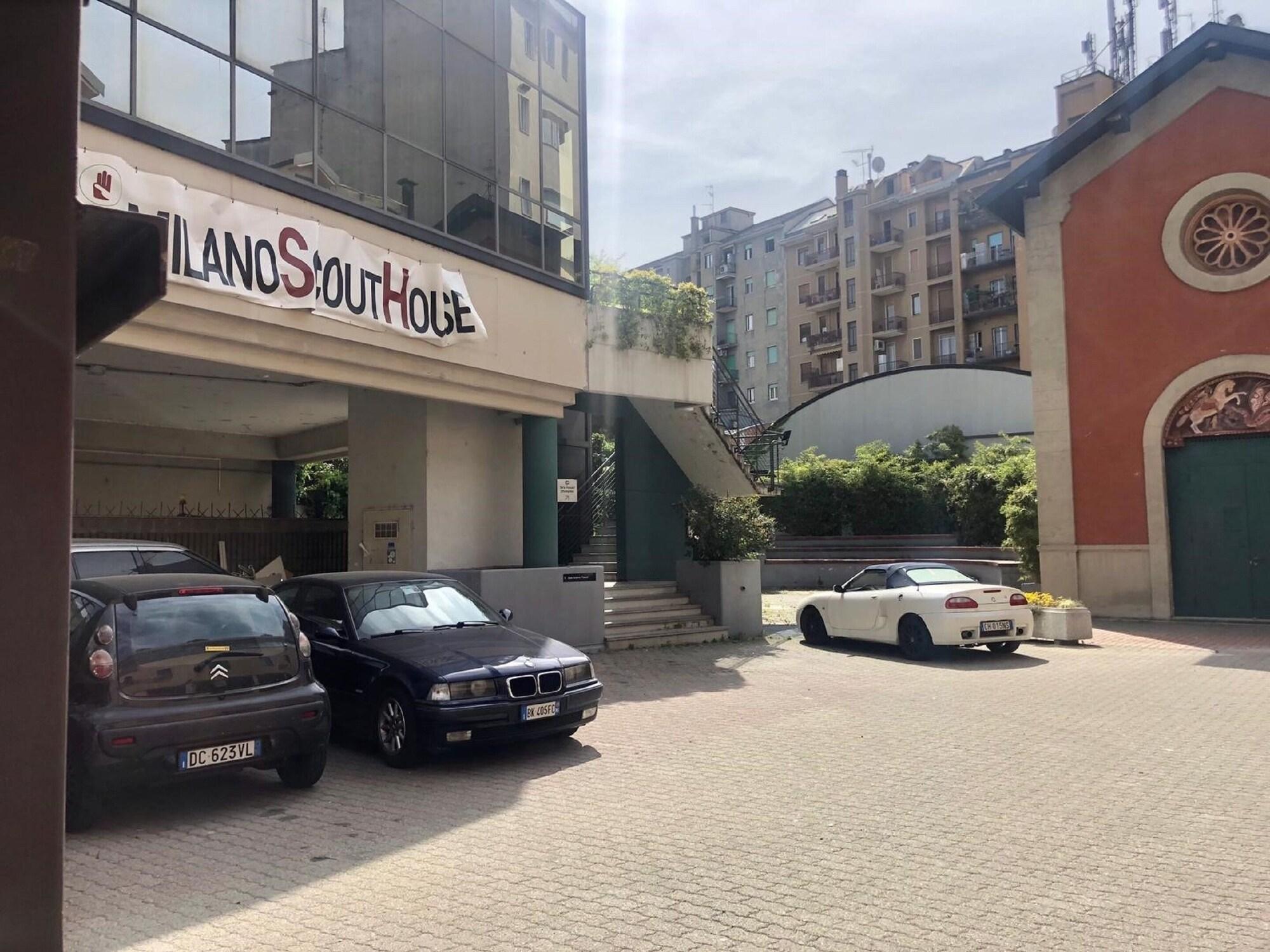 هتل New Generation Hostel Milano Navigli میلان