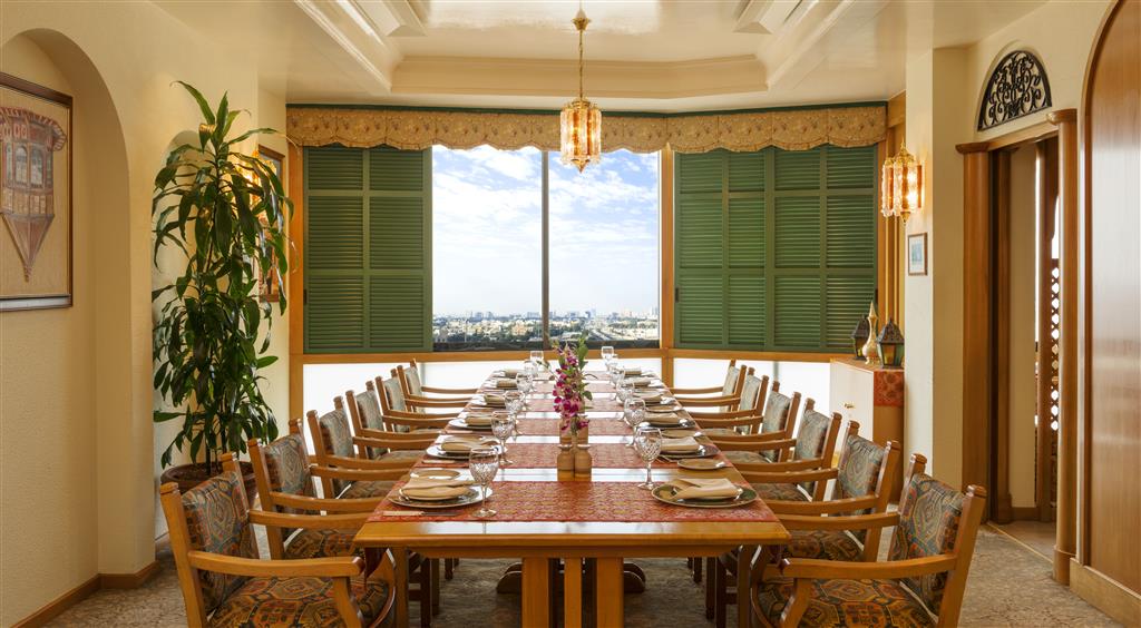 هتل Sheraton Kuwait, a Luxury Collection Hotel Kuwait City