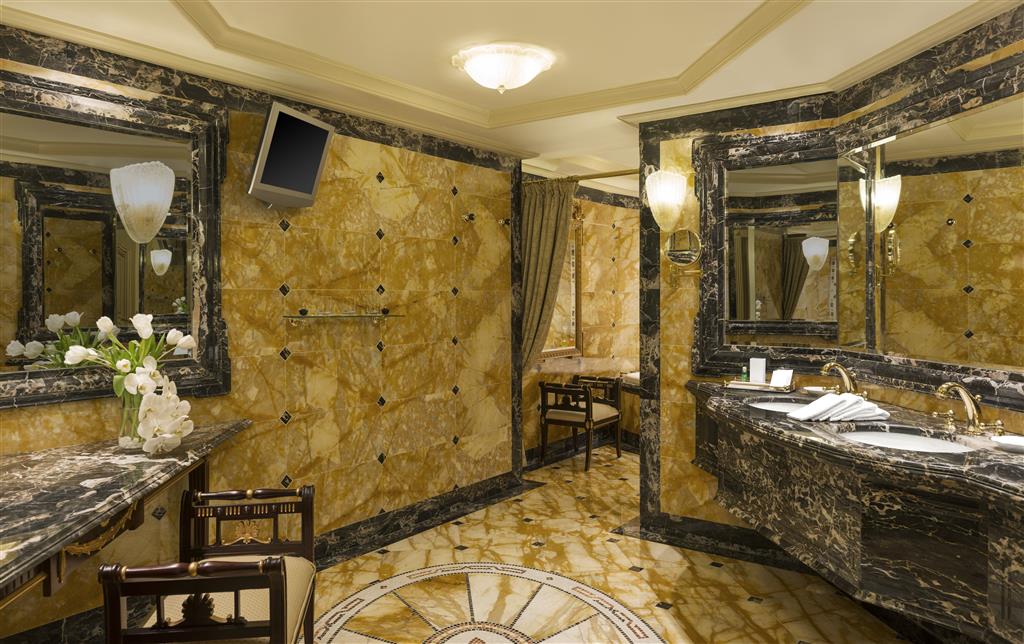 هتل Sheraton Kuwait, a Luxury Collection Hotel Kuwait City