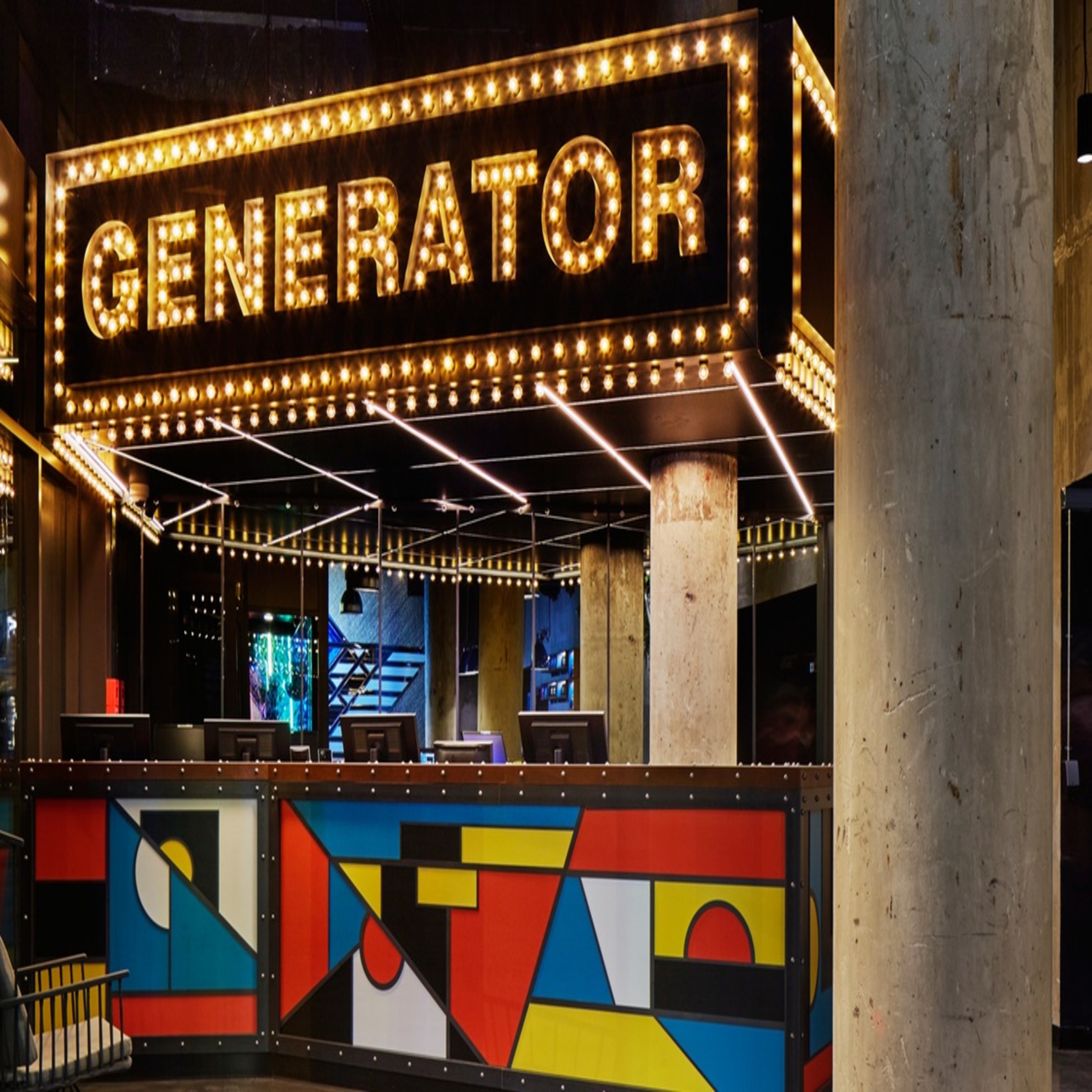 Hotel Generator Paris