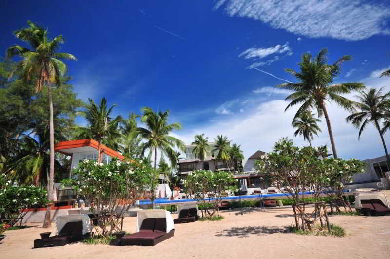 هتل Dhevan Dara Beach Villa Kui Buri