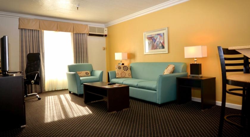 تصاویر Hotel Alexis Park - An All Suites Resort