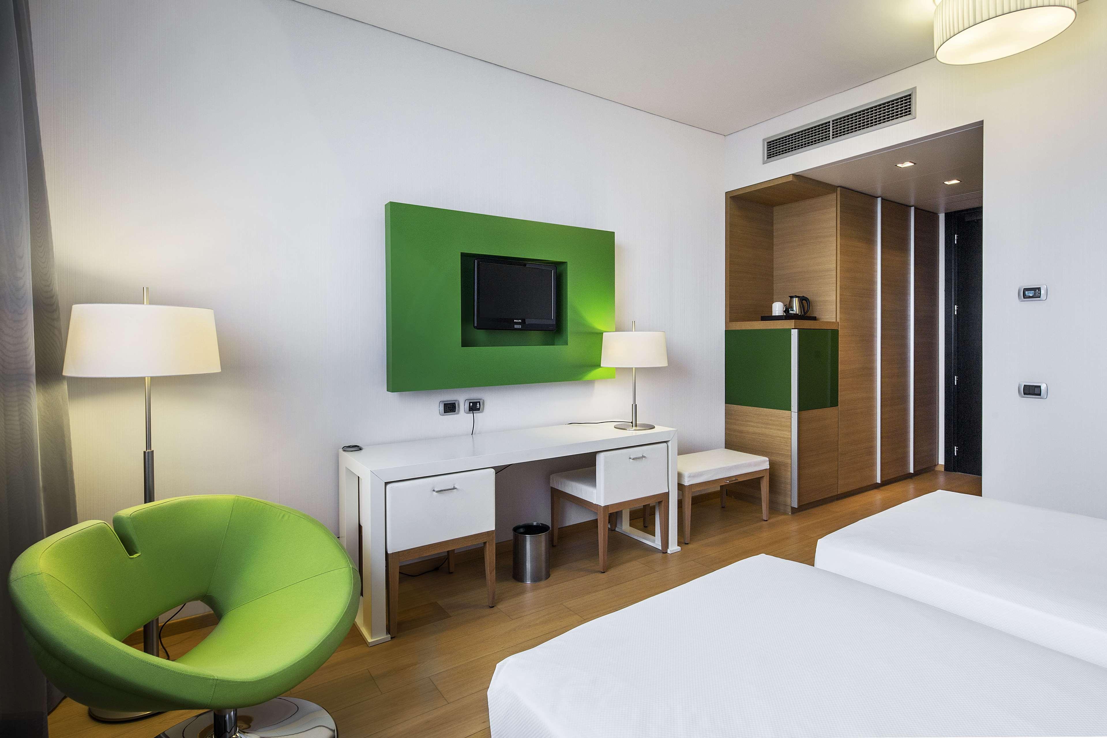 هتل NH Milano Fiera Rho