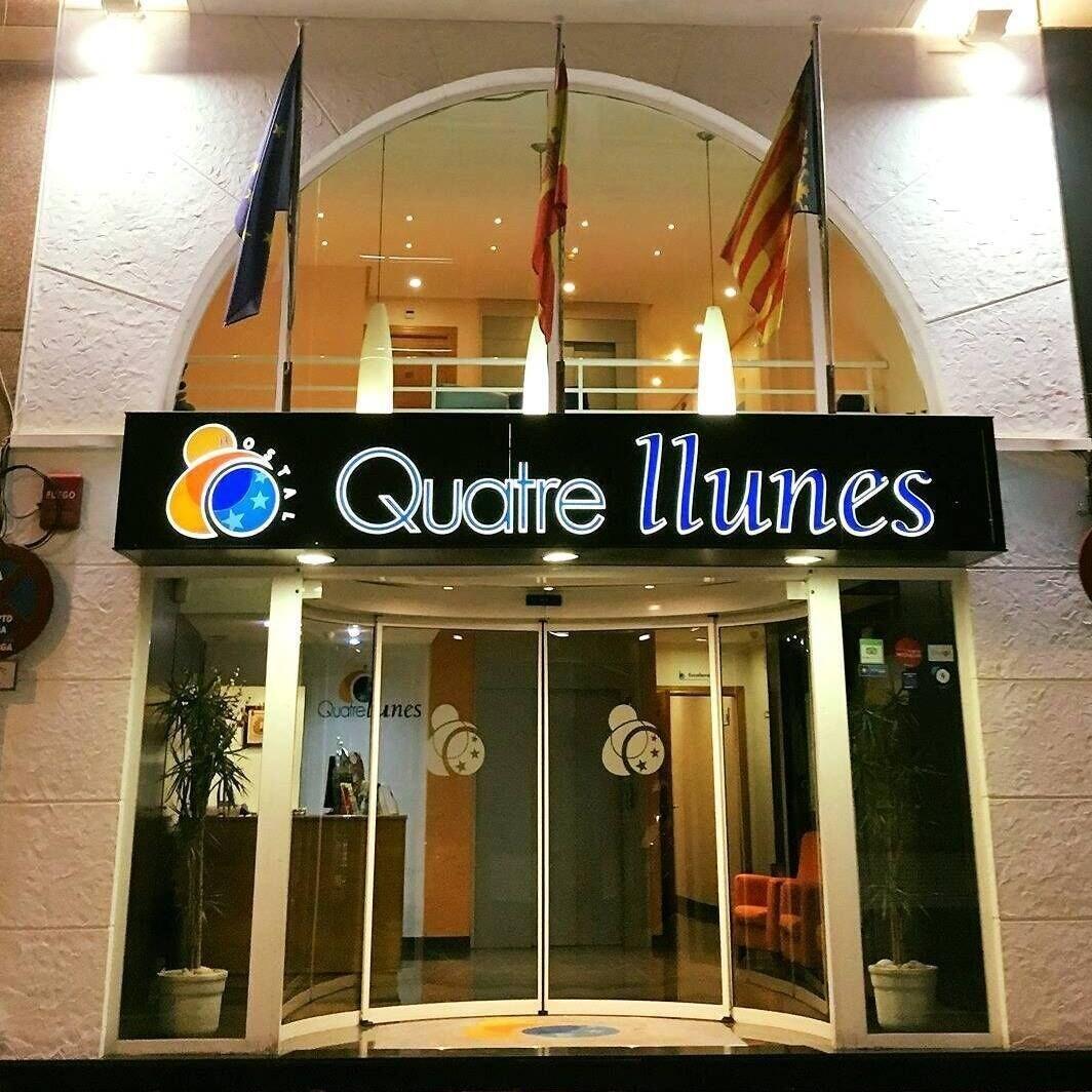 هتل Quatre Llunes Santa Pola - Alicante