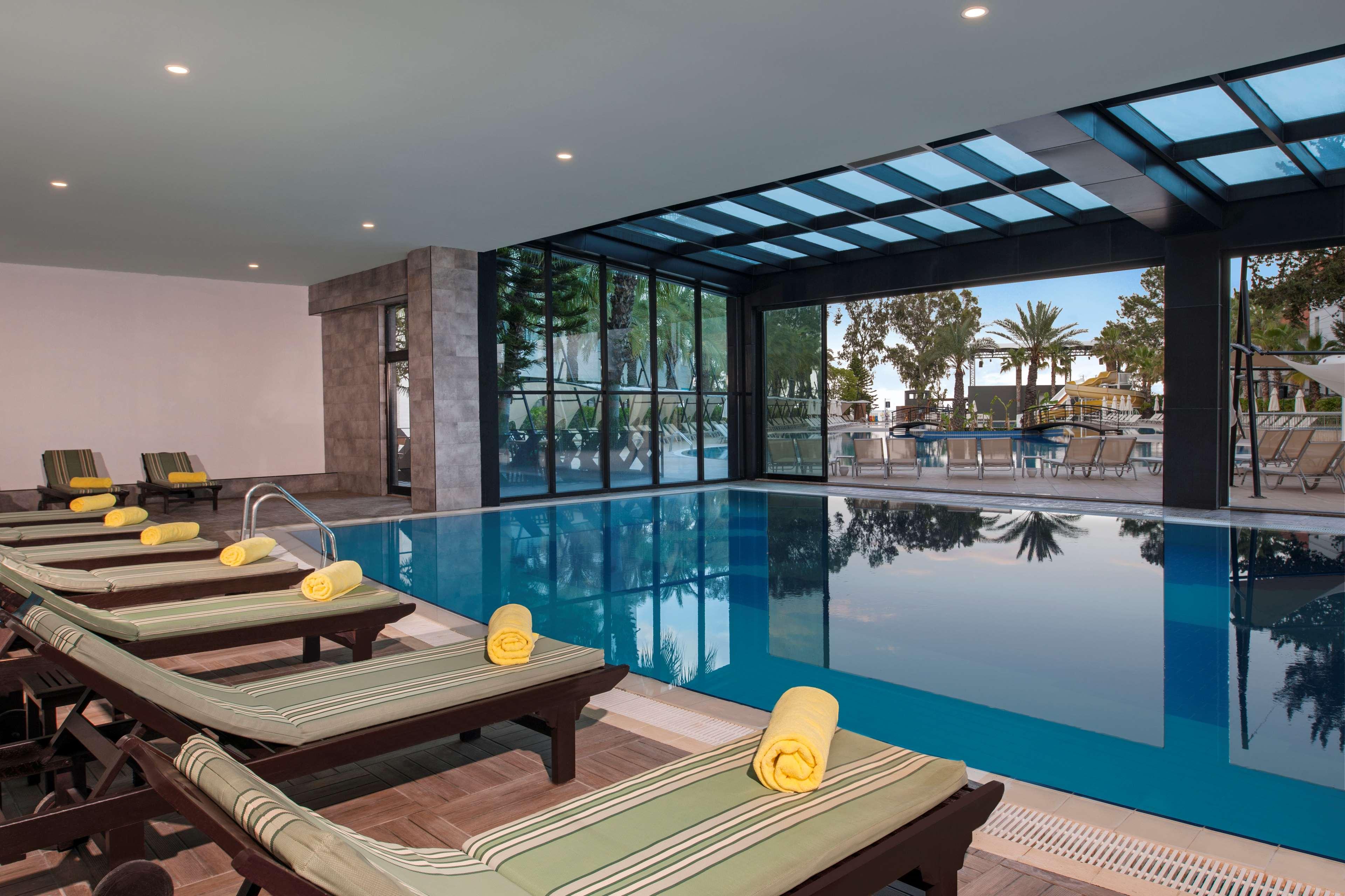 هتل DoubleTree by Hilton Antalya-Kemer کمر
