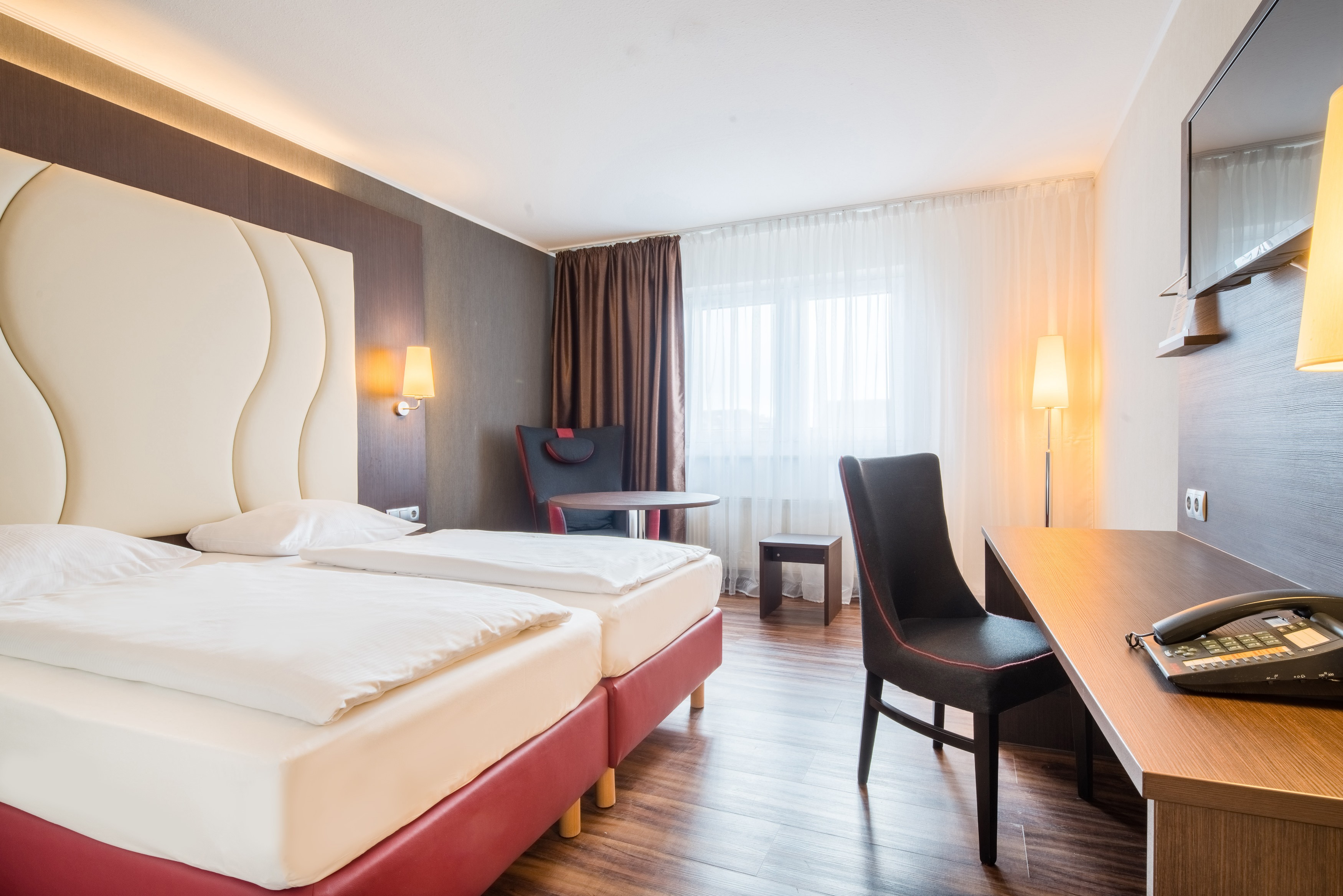 هتل AMEDIA Hotel & Suites Frankfurt Airport Raunheim