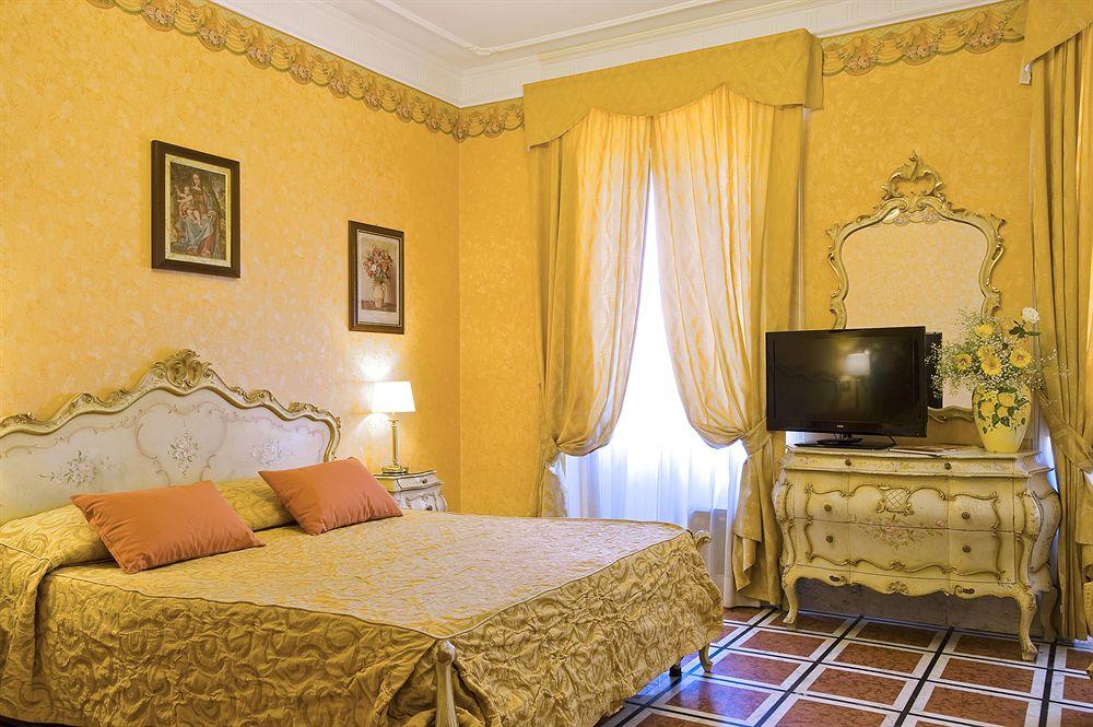 تصاویر Hotel Villa S. Lorenzo