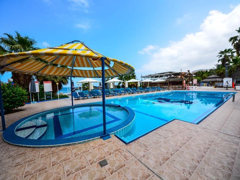 هتل Sandy Beach Hotel & Resort فجیره
