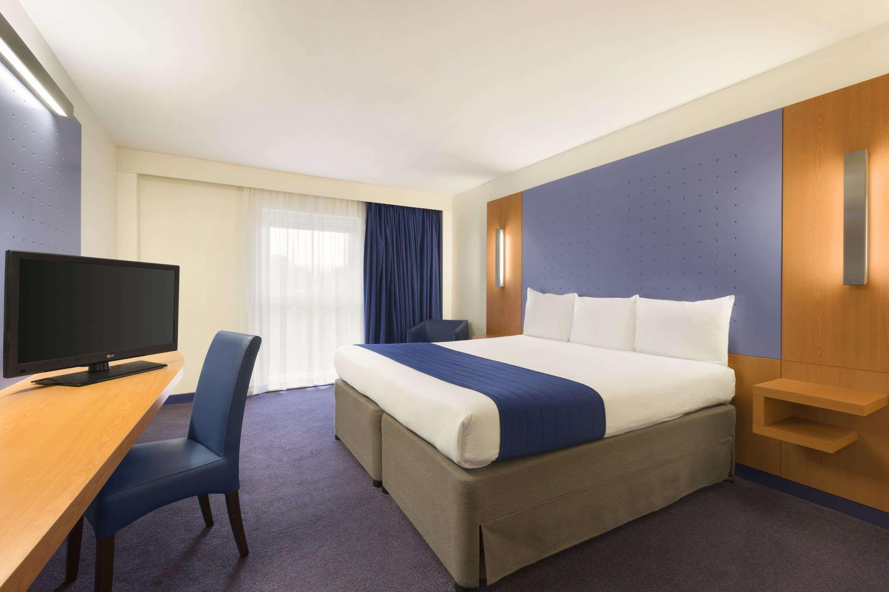 هتل Ramada London North M1 لندن