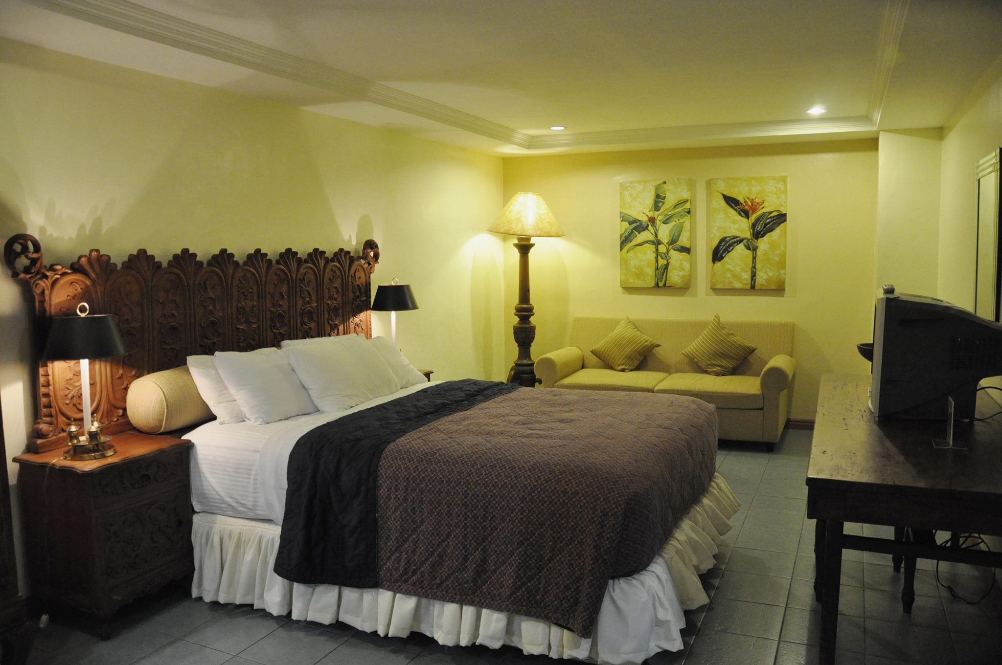 هتل Crown Regency Residence Davao