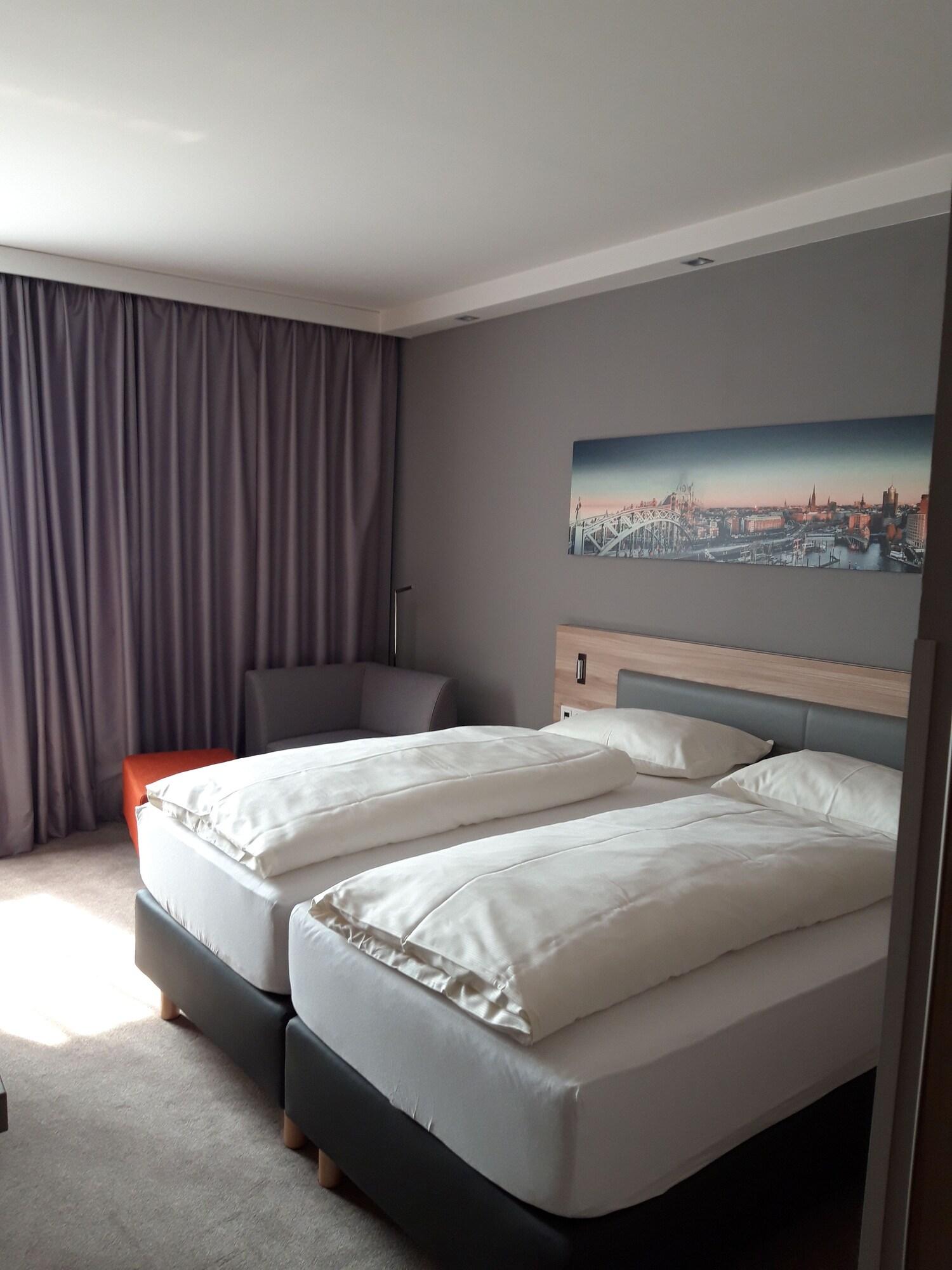 Alibaba https://cdn.alibaba.ir/ostorage/hotel/images/A73F02EF/5BEA7847AF7DDB08872DDD487941C869.jpg