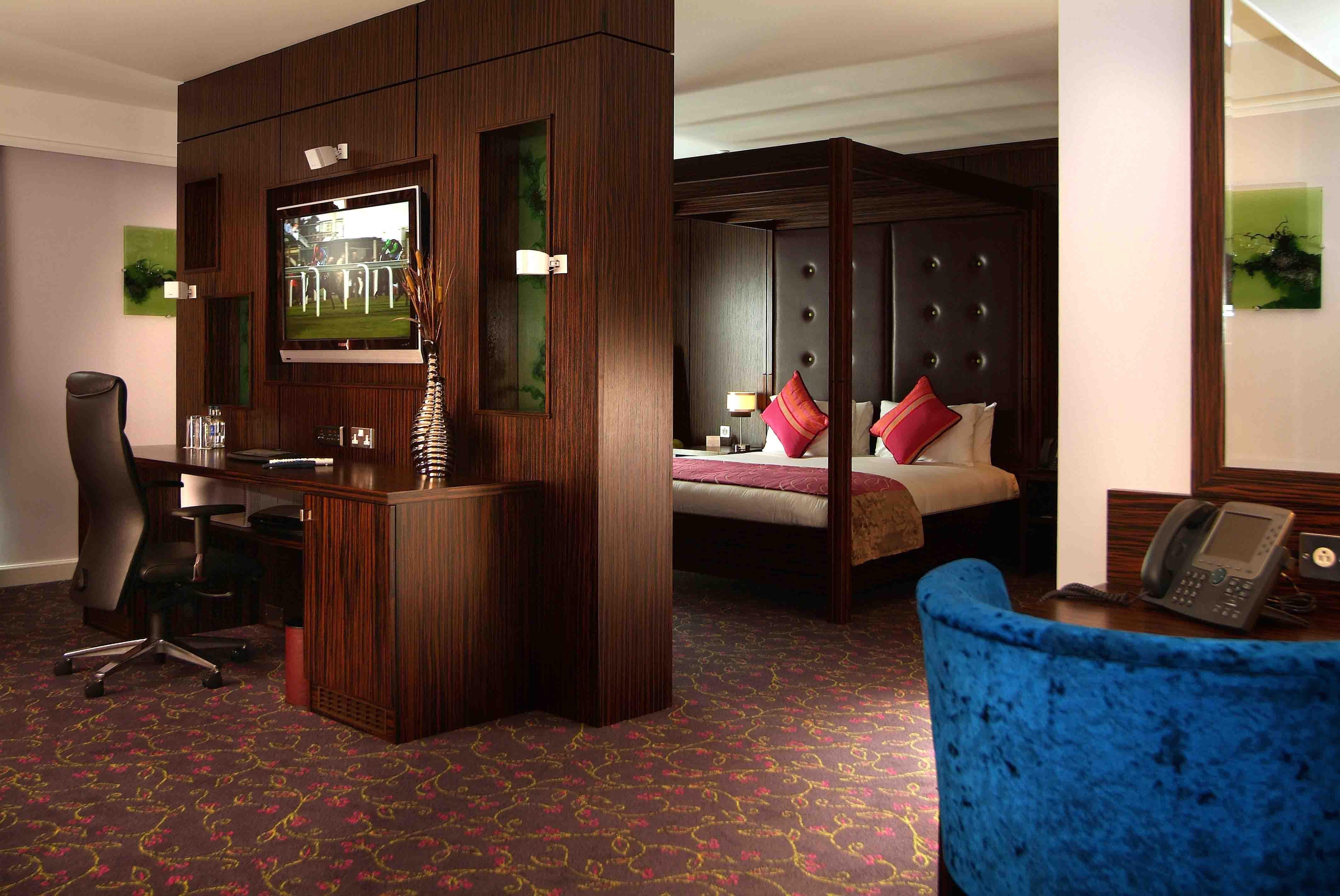 هتل Crowne Plaza Blanchardstown Dublin