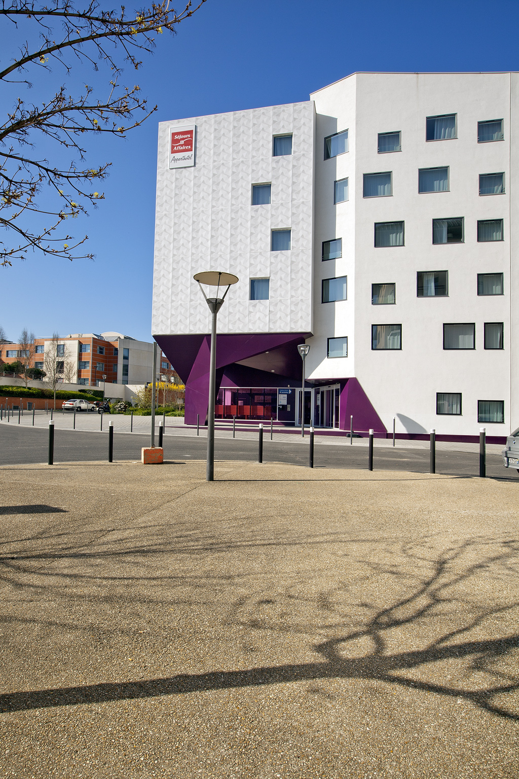 هتل Séjours & Affaires Atlantis Massy