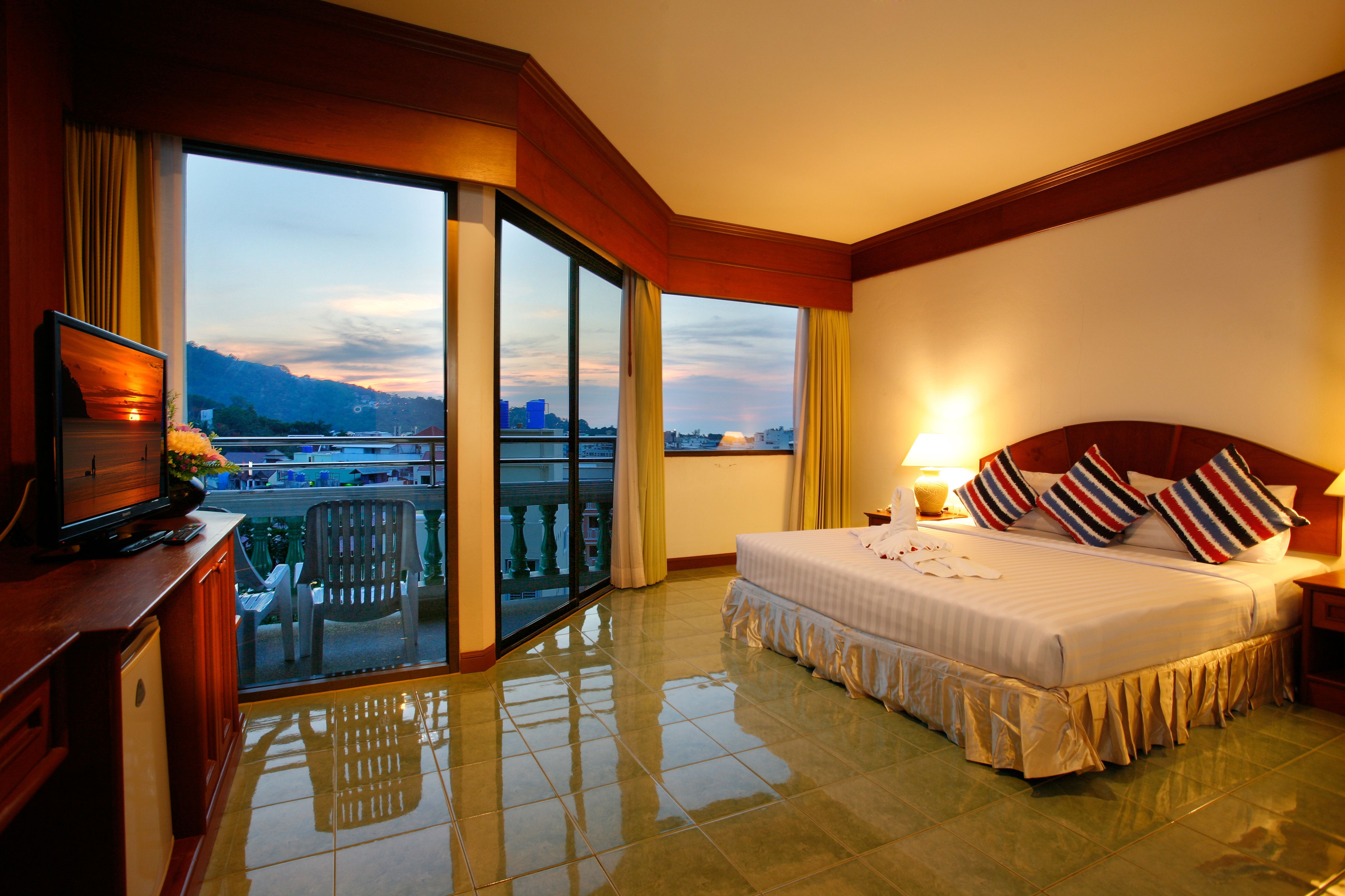 هتل Jiraporn Hill Resort Patong