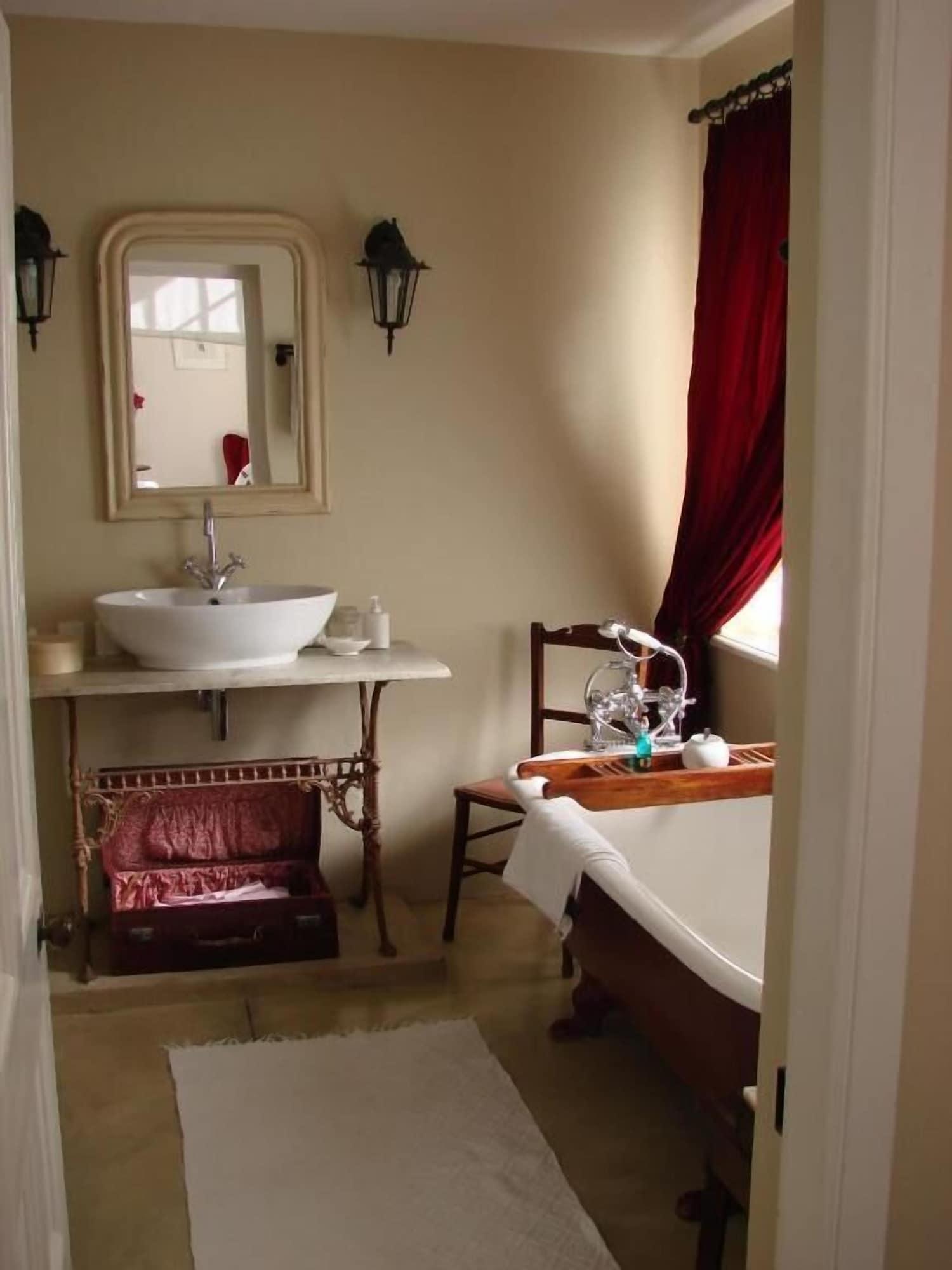 هتل Die Waenhuis Guest House George