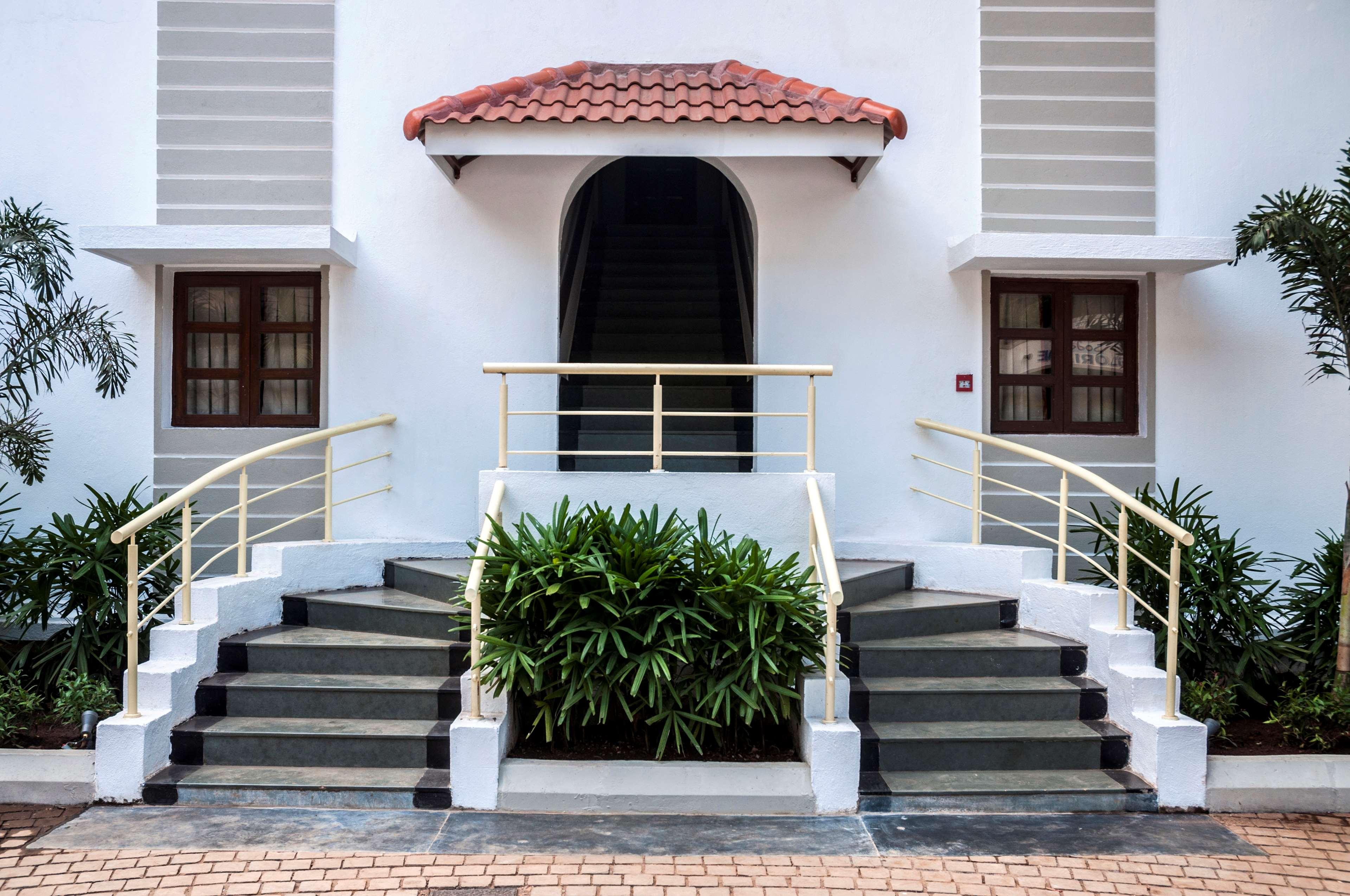 هتل Radisson Goa Candolim Candolim Beach