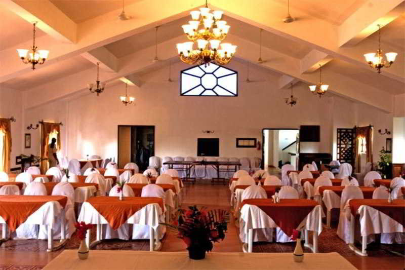 هتل Radisson Goa Candolim Candolim Beach