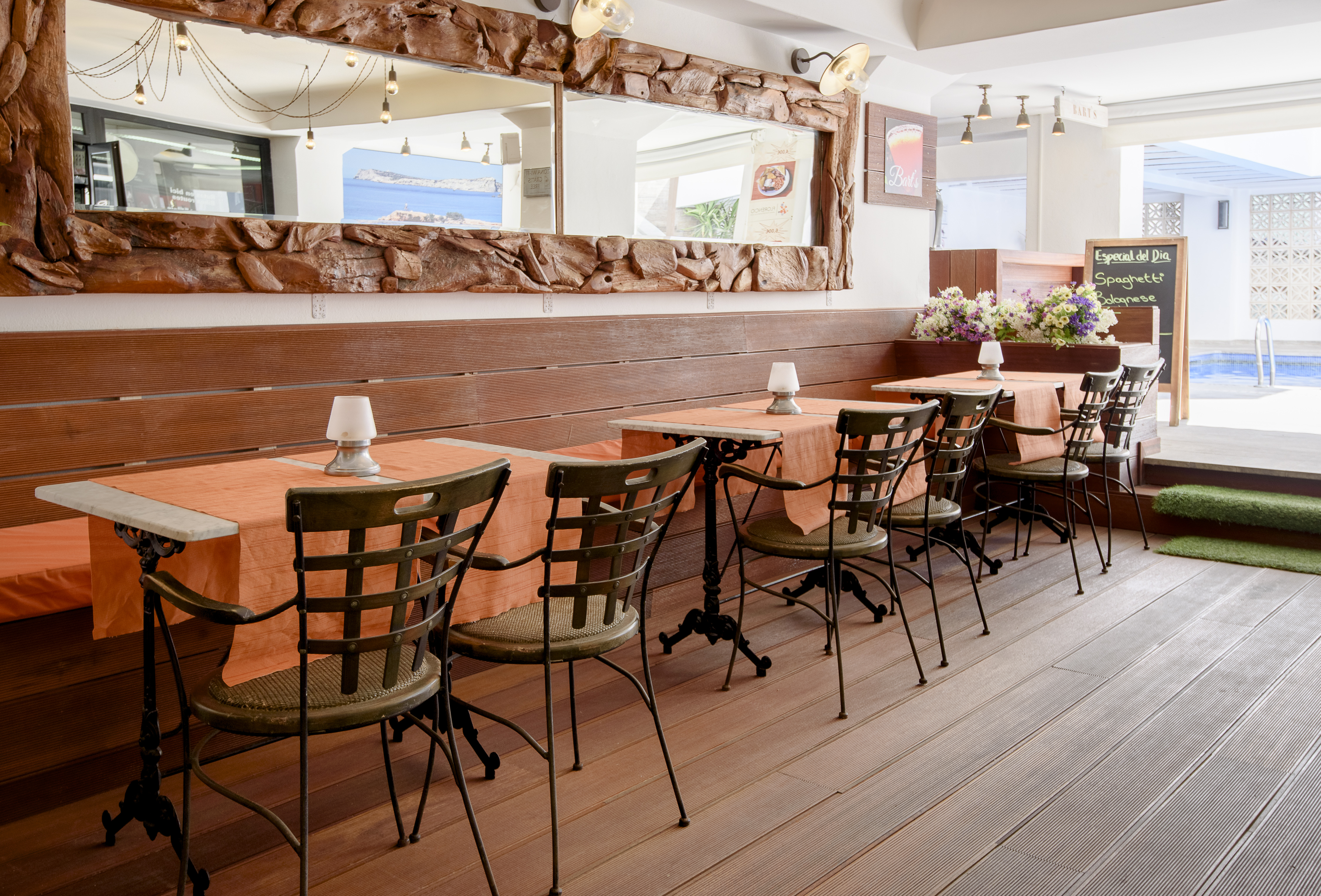 هتل Hostal Florencio San Antonio